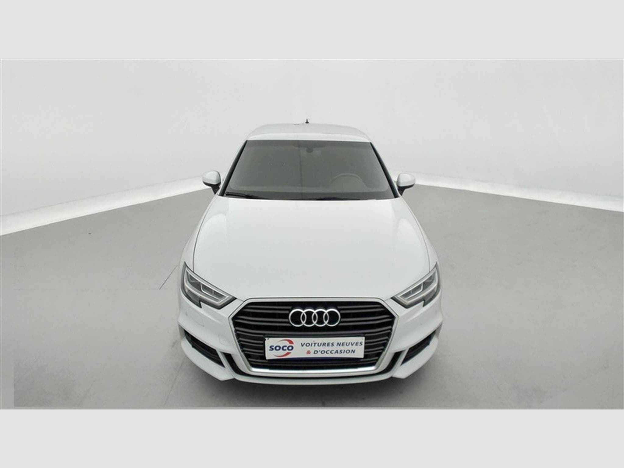 Audi A3 30 TFSI S-Line *NAVI/FULL LED/CUIR SPORT/CAM/PDC/JA* (2019) - Photo 4