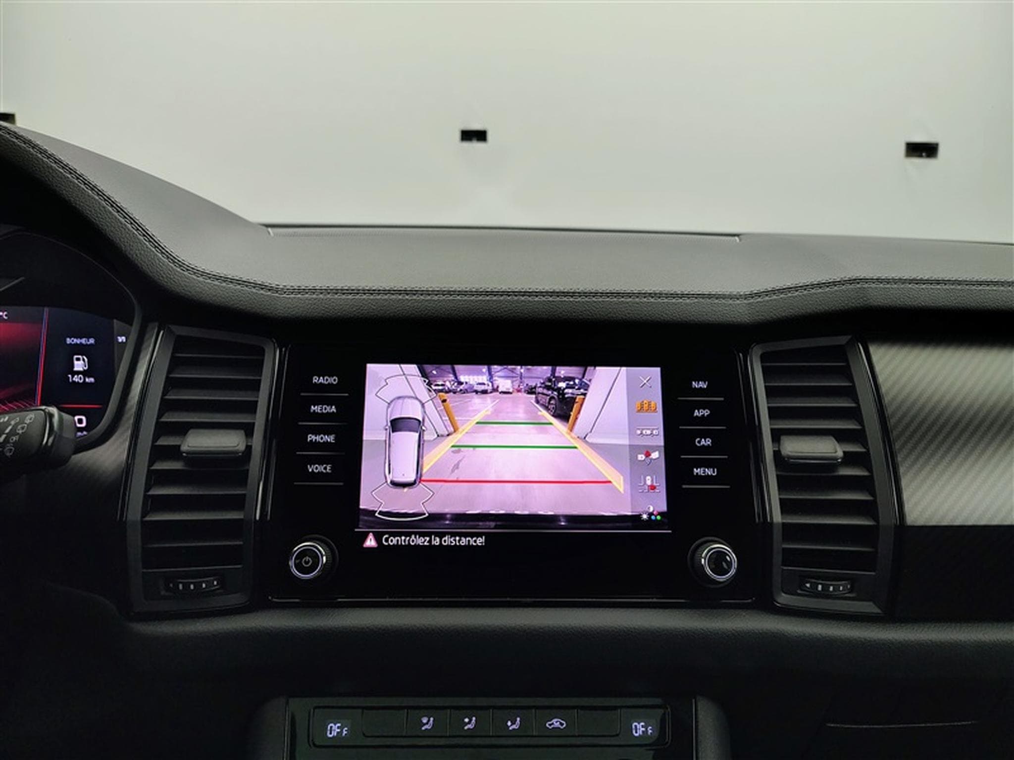 Skoda Kodiaq 1.5 TSI 150Cv DSG Sportline 7PL / NAVI / CAMERA / TO PANO (2024) - Photo 18