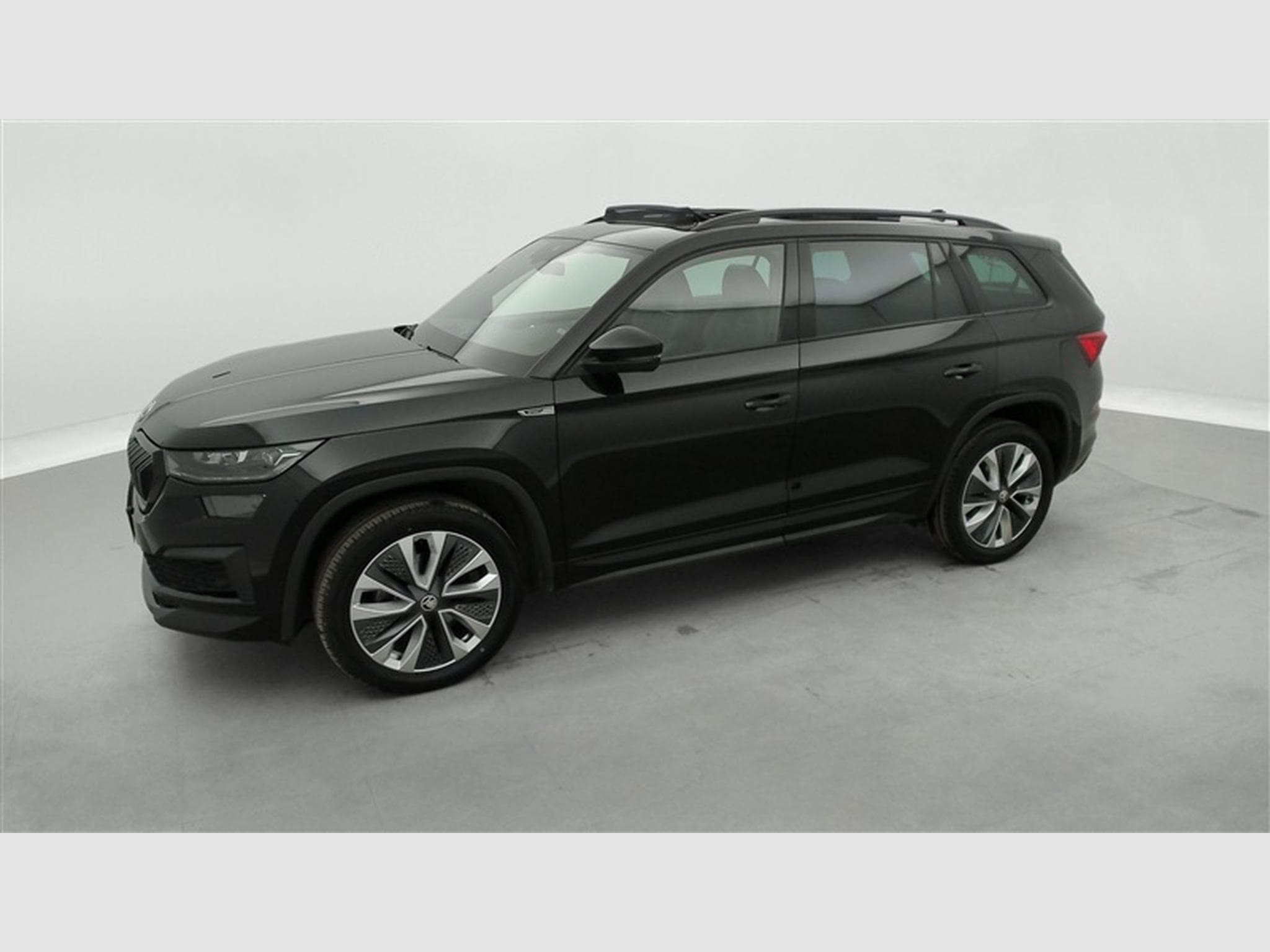 Skoda Kodiaq 1.5 TSI 150Cv DSG Sportline 7PL / NAVI / CAMERA / TO PANO (2024) - Photo 23