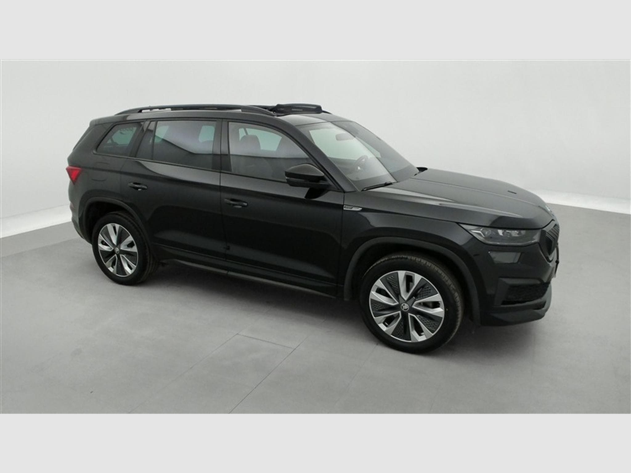 Skoda Kodiaq 1.5 TSI 150Cv DSG Sportline 7PL / NAVI / CAMERA / TO PANO (2024) - Photo 25