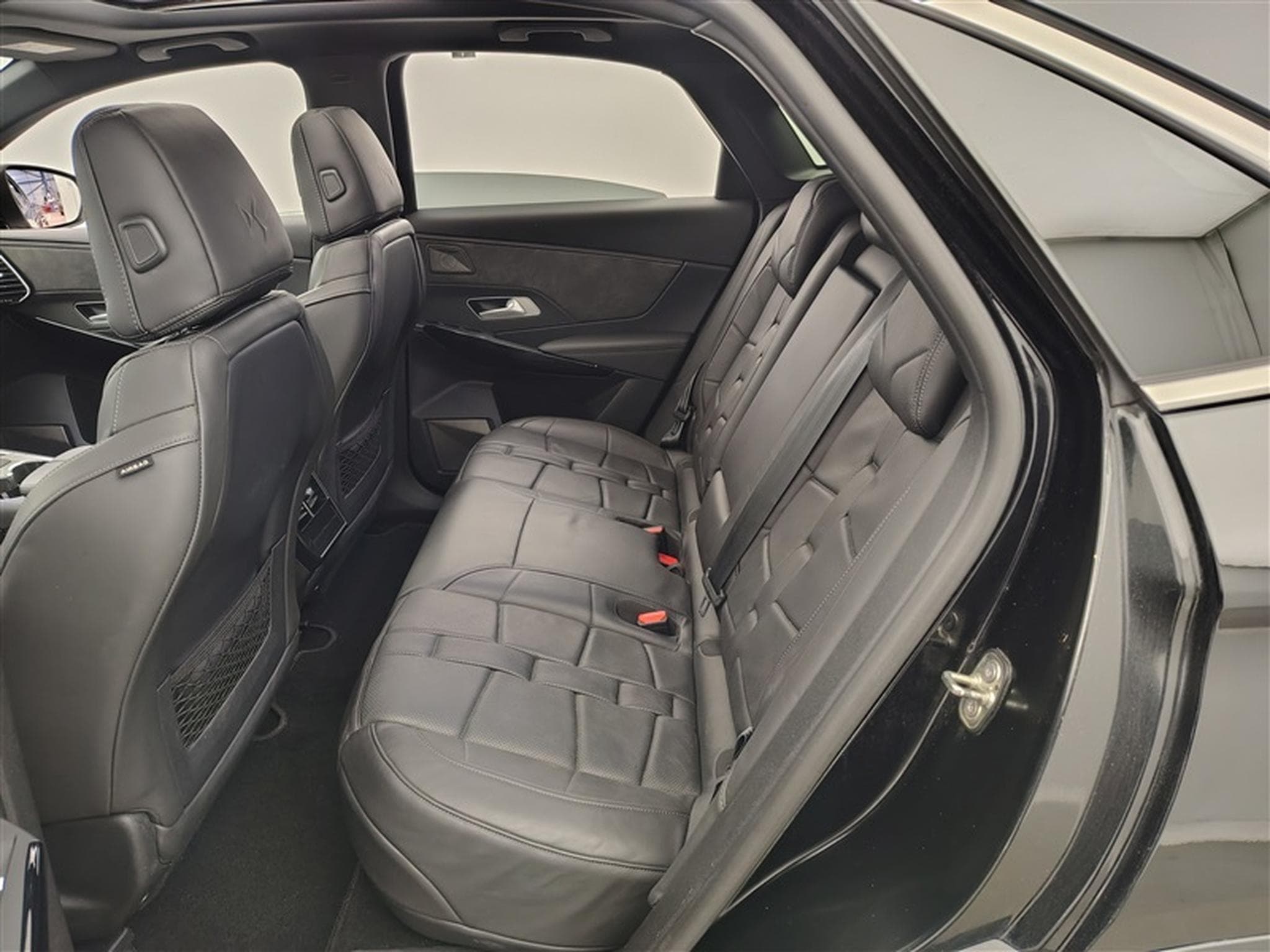 DS Automobiles DS7 1.6 E-Tense NAVI DIG/CUIR CH-EL/FULL LED/HAY EL (2020) - Photo 12
