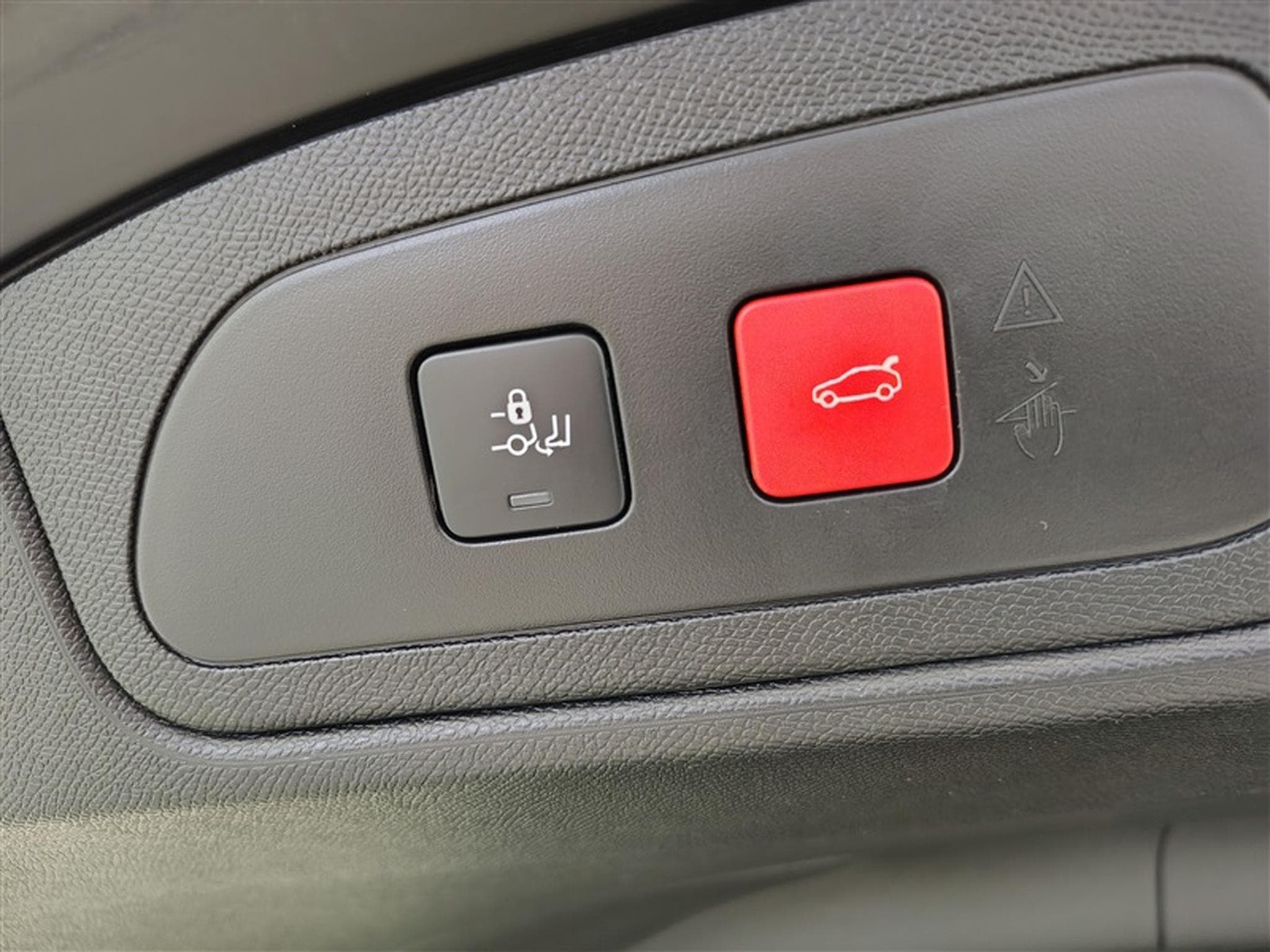 DS Automobiles DS7 1.6 E-Tense NAVI DIG/CUIR CH-EL/FULL LED/HAY EL (2020) - Photo 19