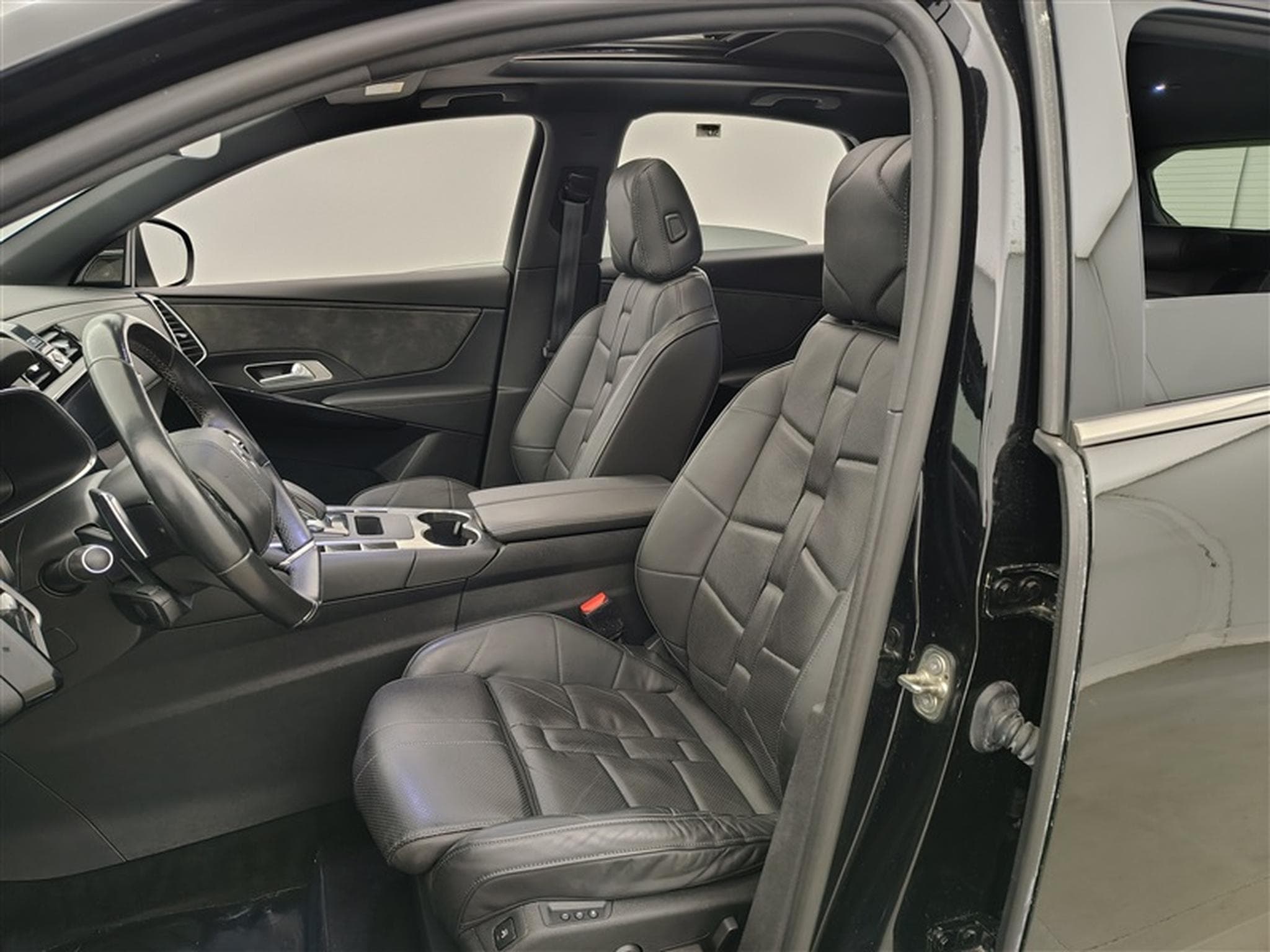 DS Automobiles DS7 1.6 E-Tense NAVI DIG/CUIR CH-EL/FULL LED/HAY EL (2020) - Photo 6