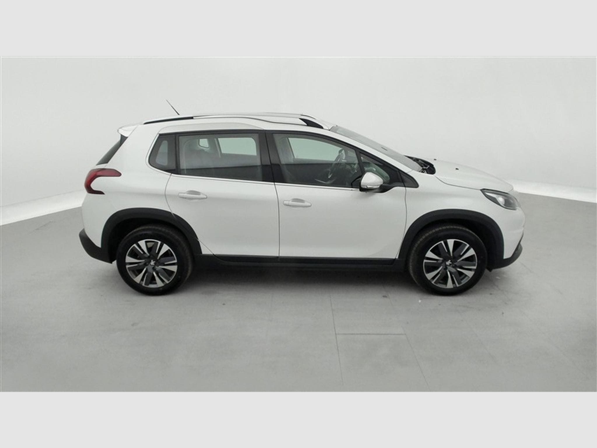 Peugeot 2008 1.5 BlueHDi Allure S&S (EU6.2) (2019) - Photo 24