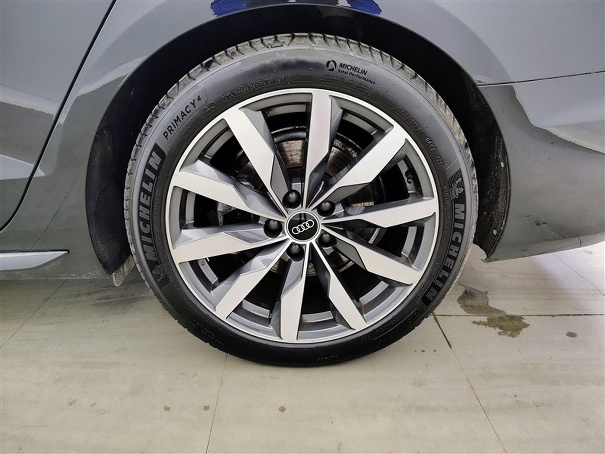 Audi A4 Avant 30 TDi S-tronic S-Line Navi / Led (2022) - Photo 6