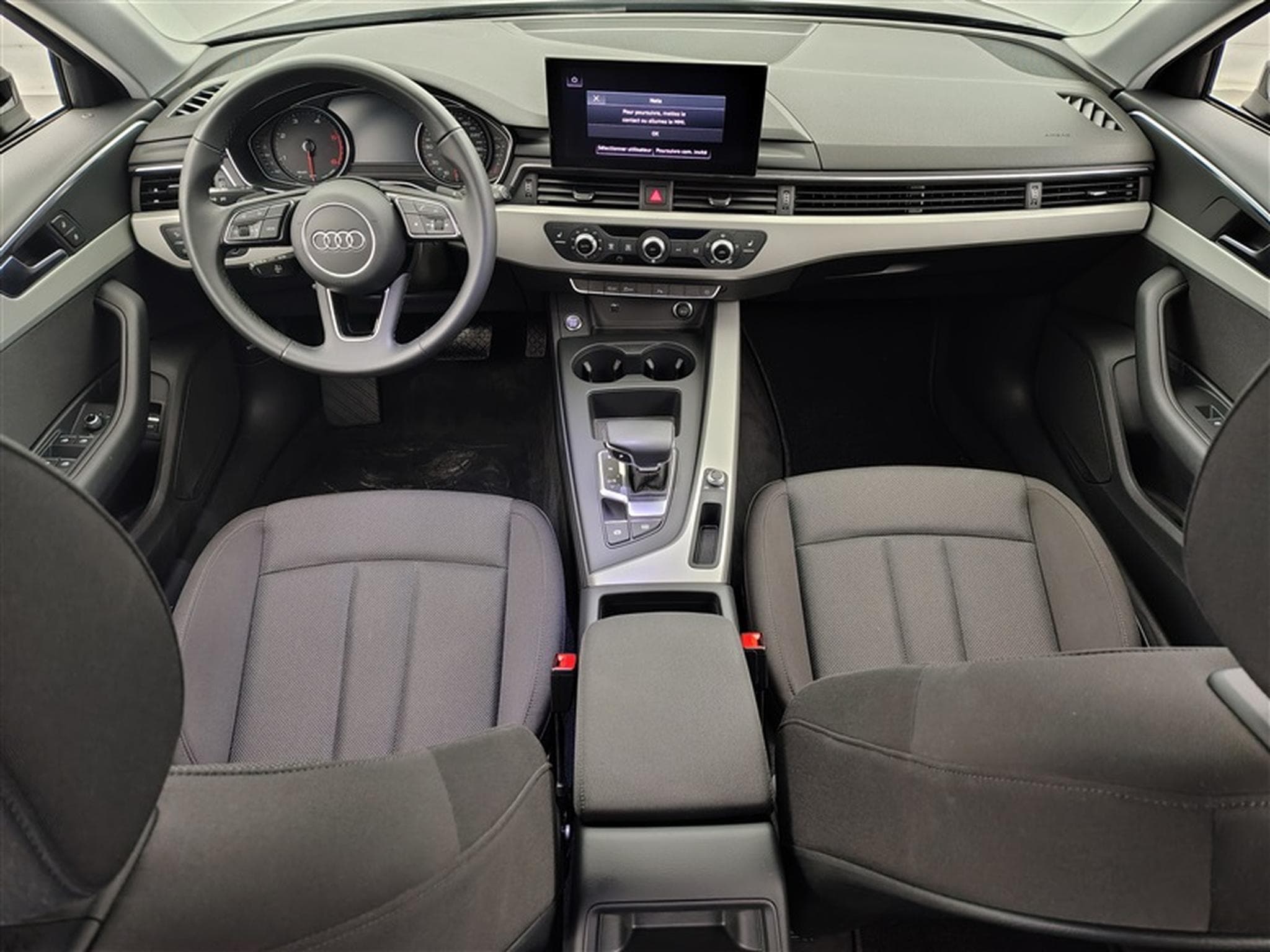 Audi A4 Avant 30 TDi S-tronic S-Line Navi / Led (2022) - Photo 8