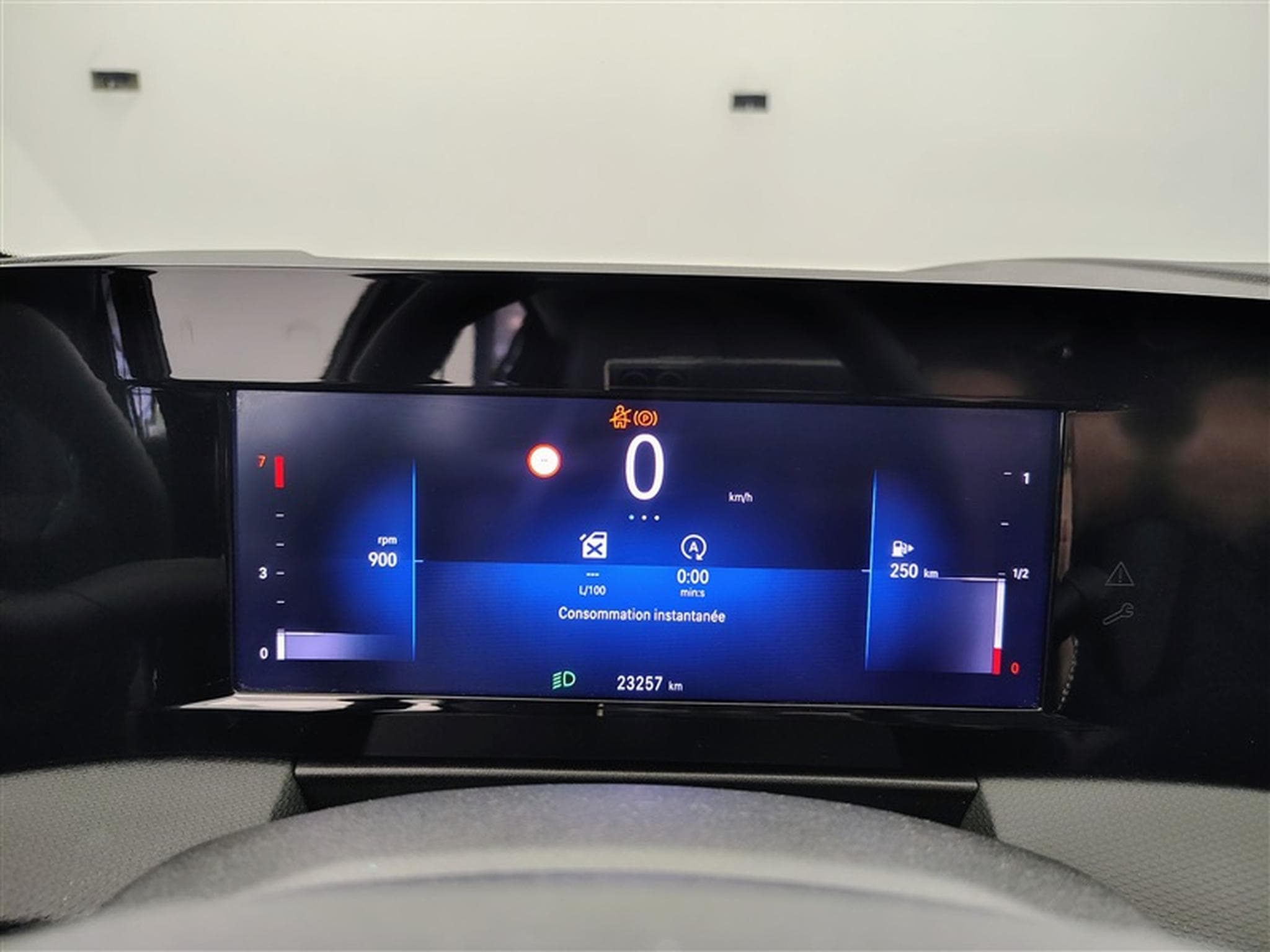 Opel Astra Sports Tourer 1.2 Turbo Edition NAVI / FULL LED / CARPLAY (2024) - Photo 10