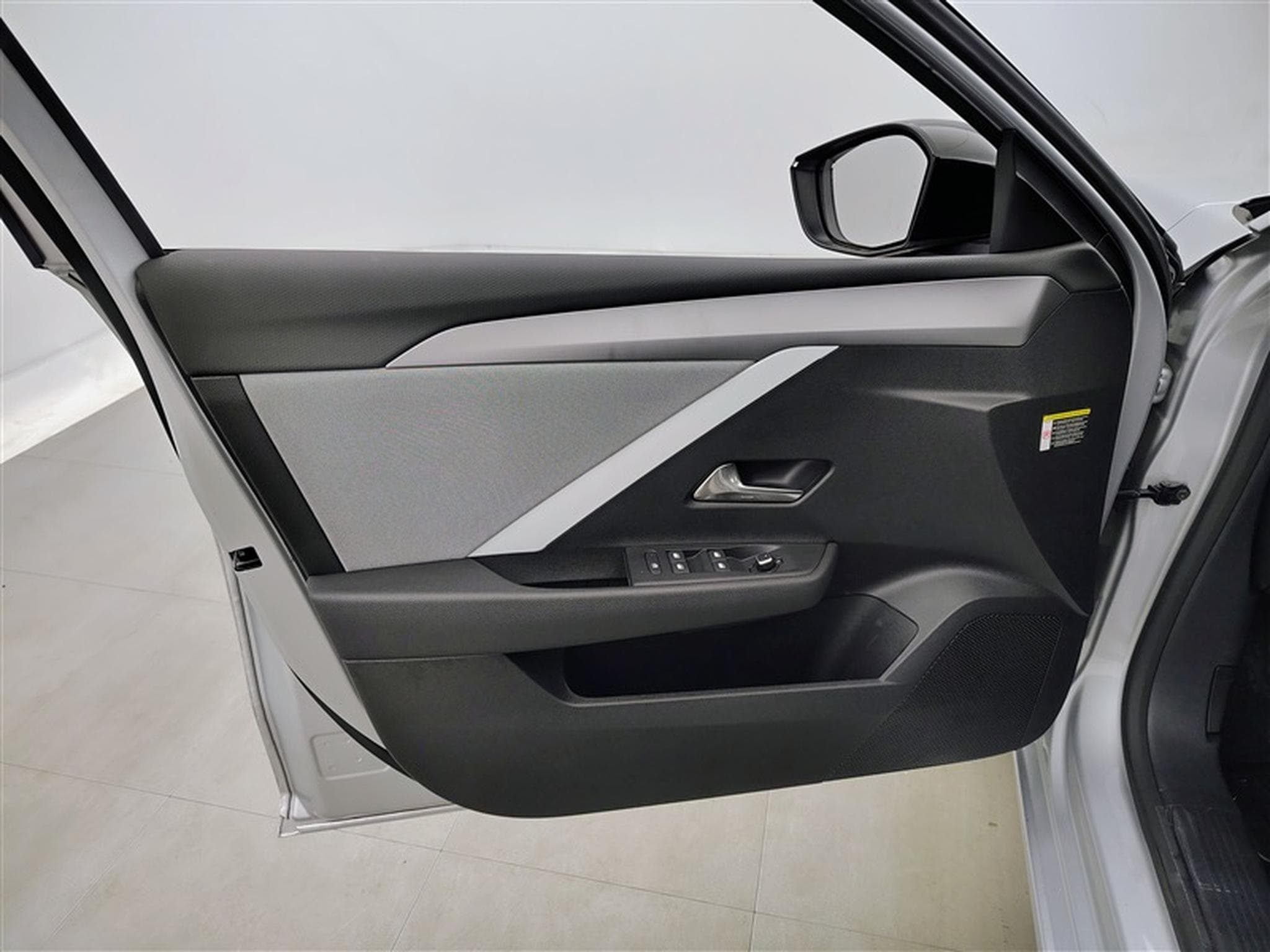 Opel Astra Sports Tourer 1.2 Turbo Edition NAVI / FULL LED / CARPLAY (2024) - Photo 17