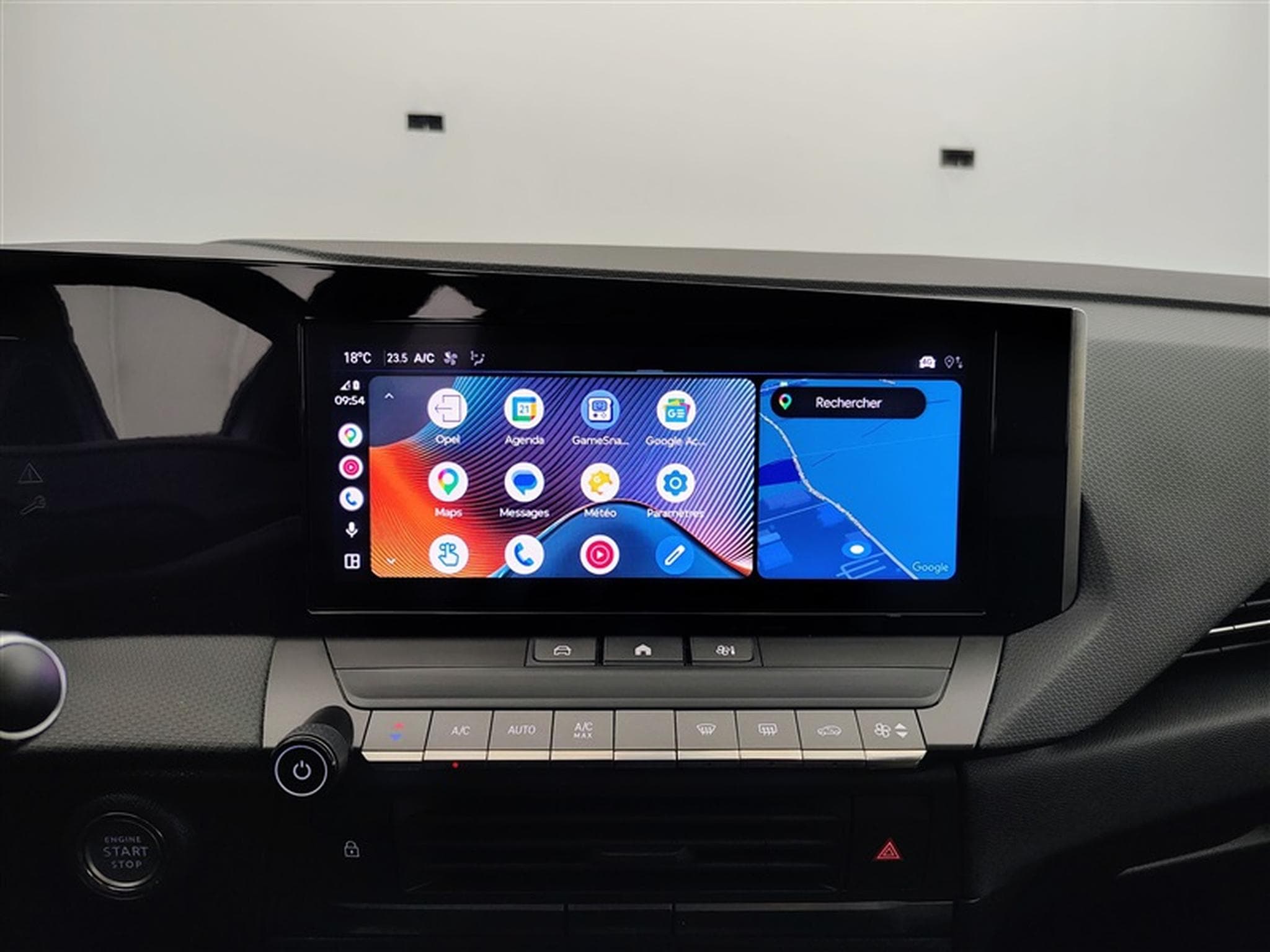 Opel Astra Sports Tourer 1.2 Turbo Edition NAVI / FULL LED / CARPLAY (2024) - Photo 20