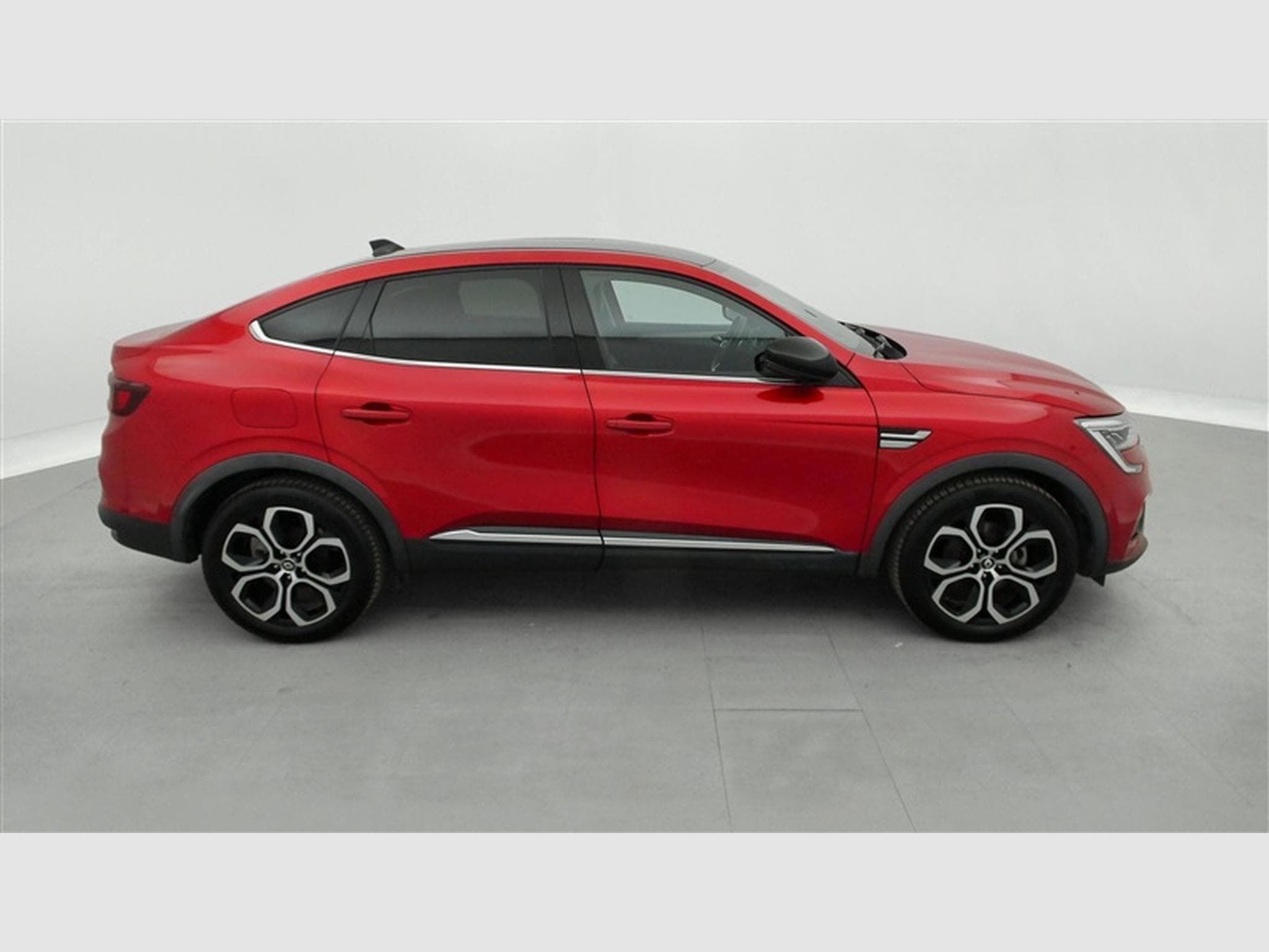 Renault Arkana E-TECH 1.6i E-Tech Engineered (2022) - Photo 25