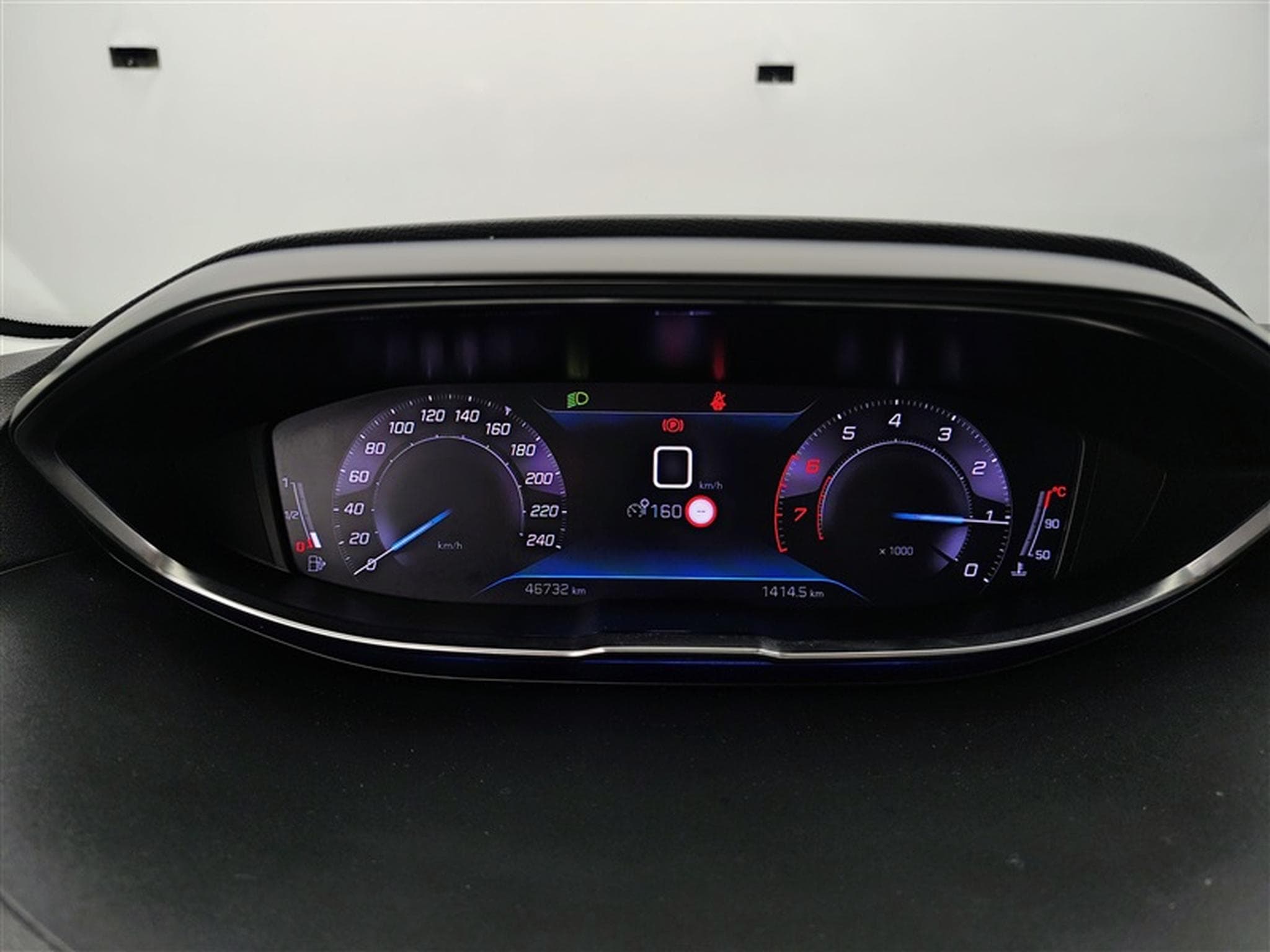 Peugeot 3008 1.2 PureTech Allure°NAV°CARPLAY°FULL LED°PDC AV-AR°JA18 (2021) - Photo 10