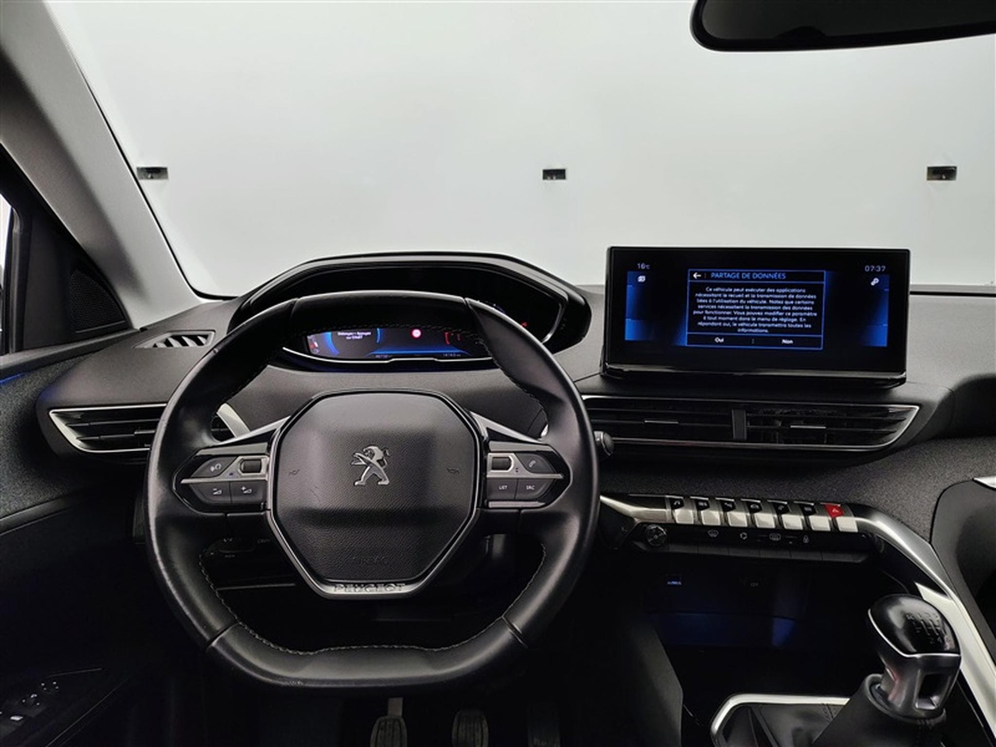 Peugeot 3008 1.2 PureTech Allure°NAV°CARPLAY°FULL LED°PDC AV-AR°JA18 (2021) - Photo 9