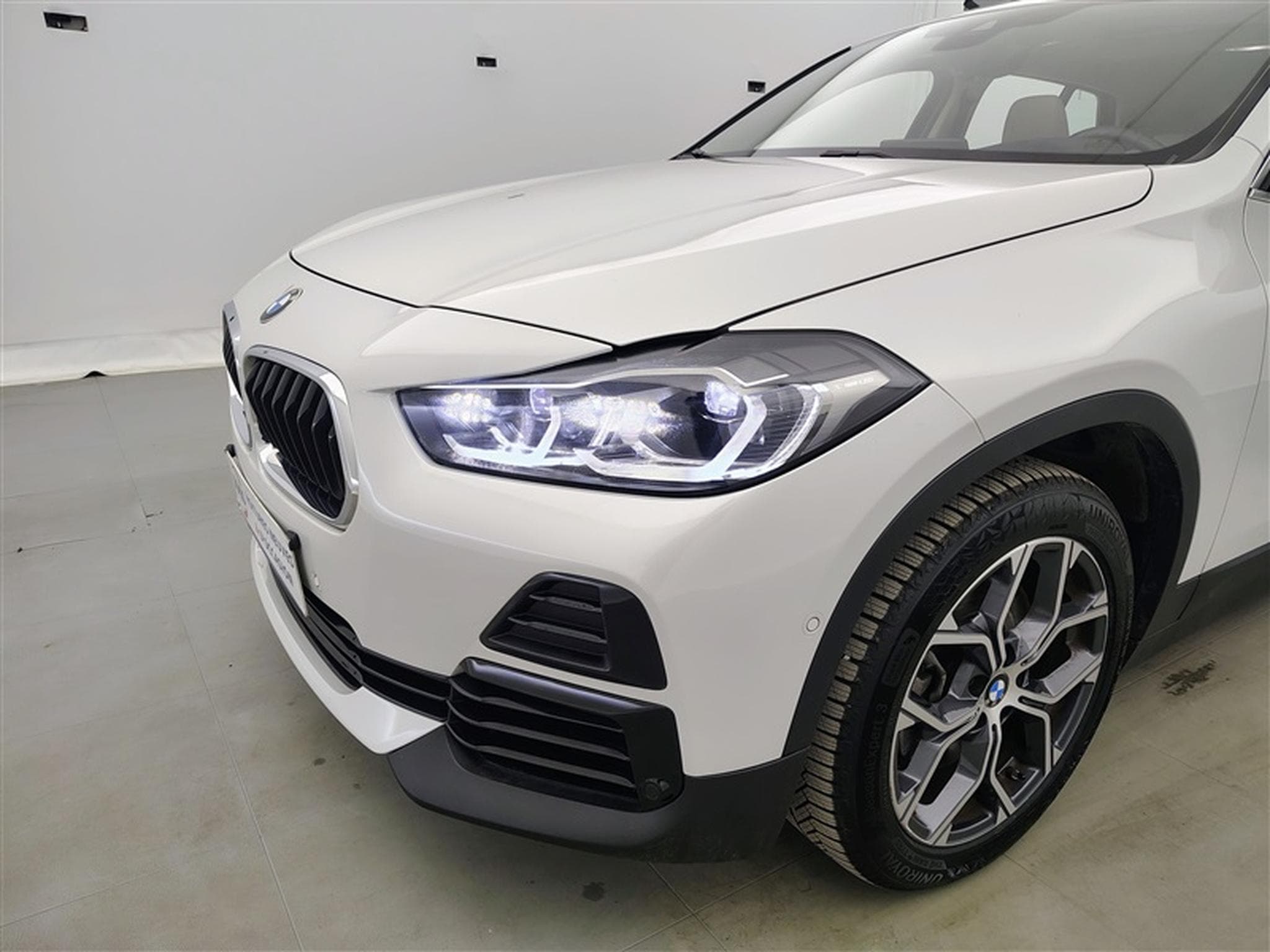 BMW X2 2.0iA xDrive20 4WD/CUIR/NAVI/FULL LED/TO PANO/JA18 (2021) - Foto 15