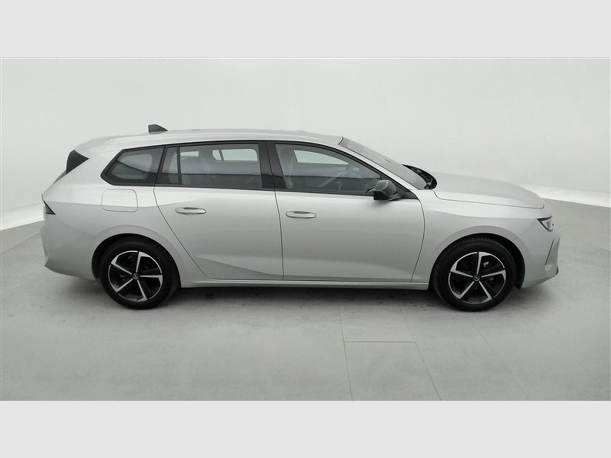 Opel Astra Sports Tourer 1.2 Turbo Edition NAVI / FULL LED / CARPLAY (2024) - Foto 24