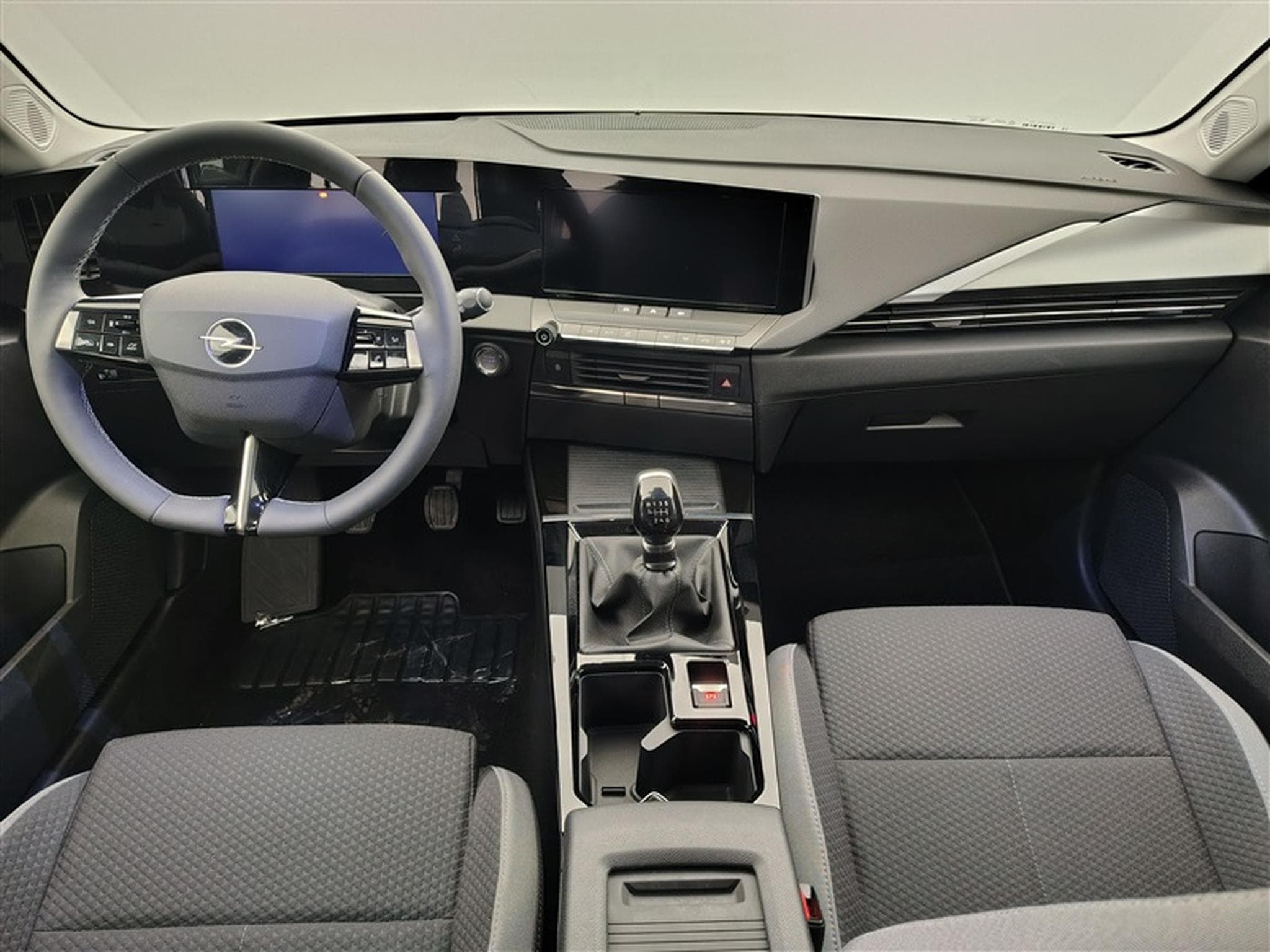 Opel Astra Sports Tourer 1.2 Turbo Edition NAVI / FULL LED / CARPLAY (2024) - Foto 8