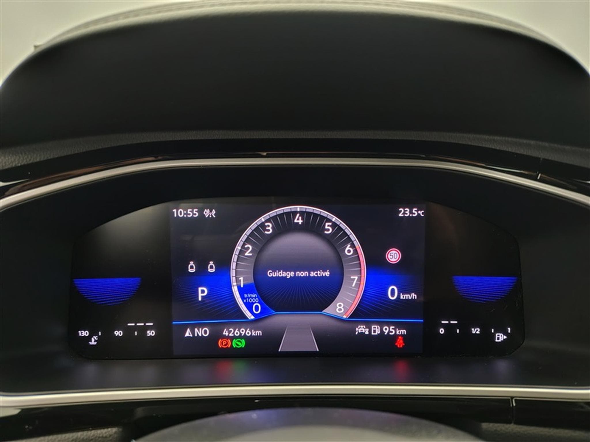 VW T-Roc Cabriolet 1.5 TSI 150cv DSG R-Line NAVI / FULL LED (2023) - Foto 10