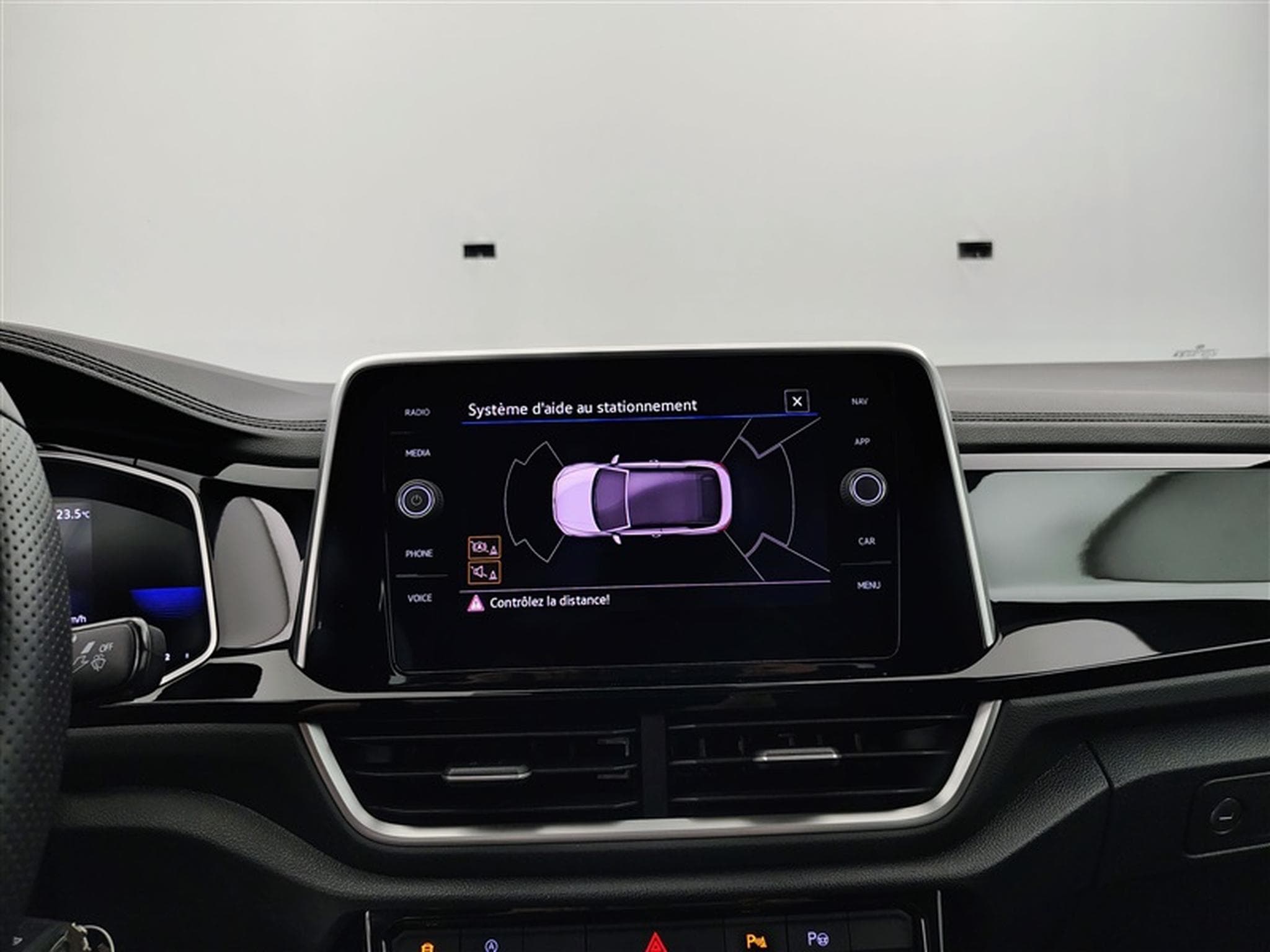 VW T-Roc Cabriolet 1.5 TSI 150cv DSG R-Line NAVI / FULL LED (2023) - Foto 18