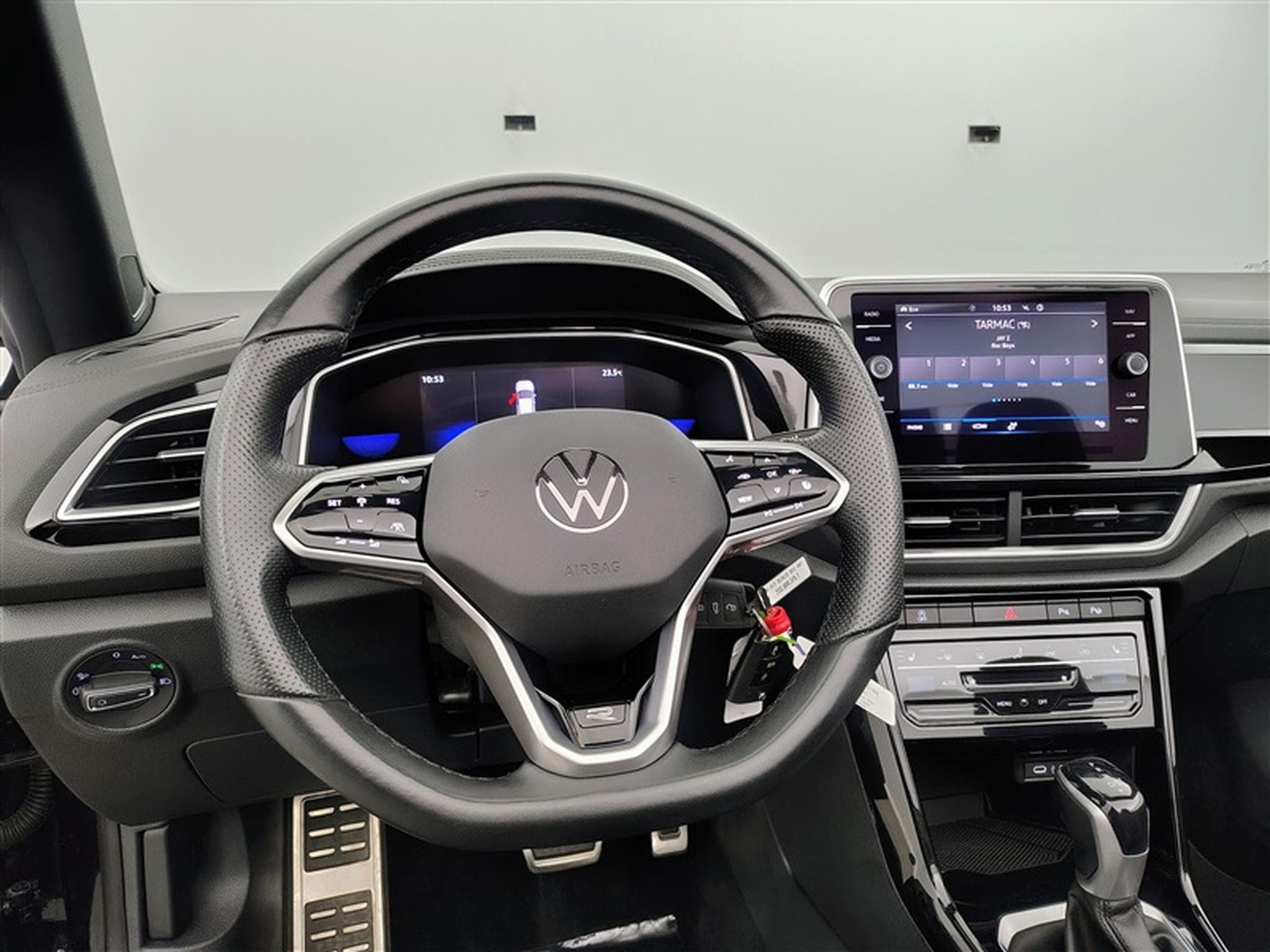 VW T-Roc Cabriolet 1.5 TSI 150cv DSG R-Line NAVI / FULL LED (2023) - Foto 9