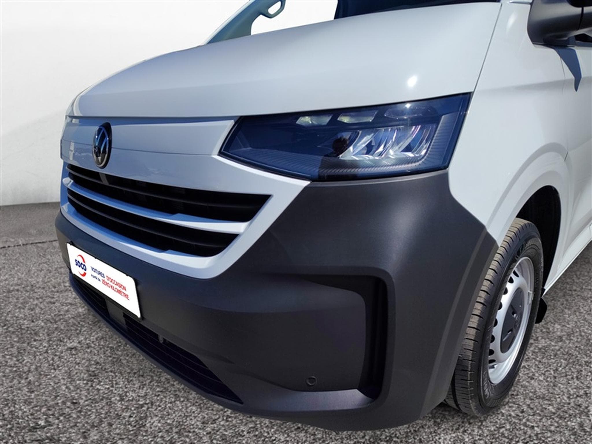 VW T7 2.0 TDI 110cv 3100mm 3pl. CARPLAY / FULL LED / CAMERA (2026) - Foto 16