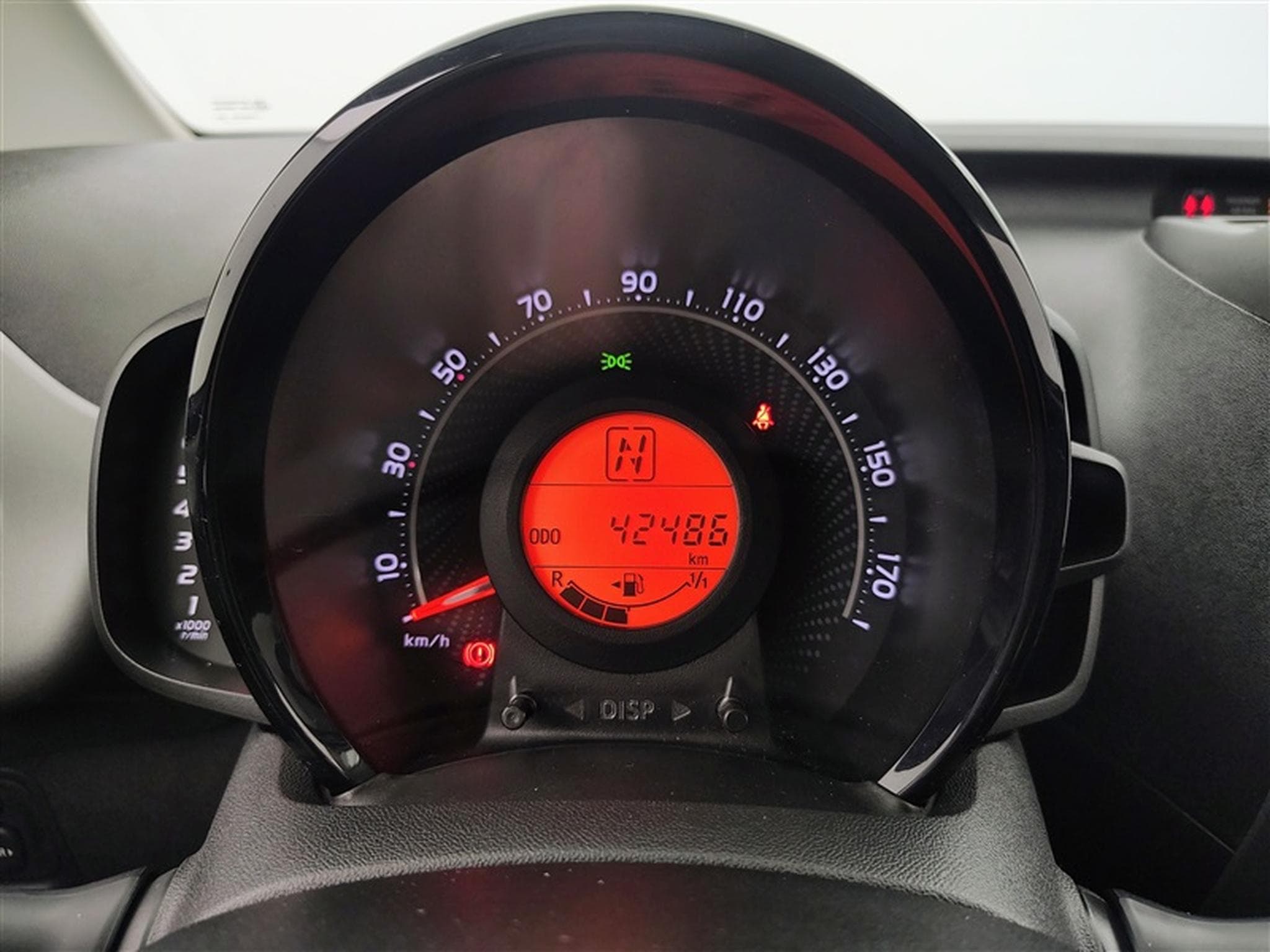 Toyota Aygo 1.0i VVT-i x-play II M/M (2021) - Foto 10