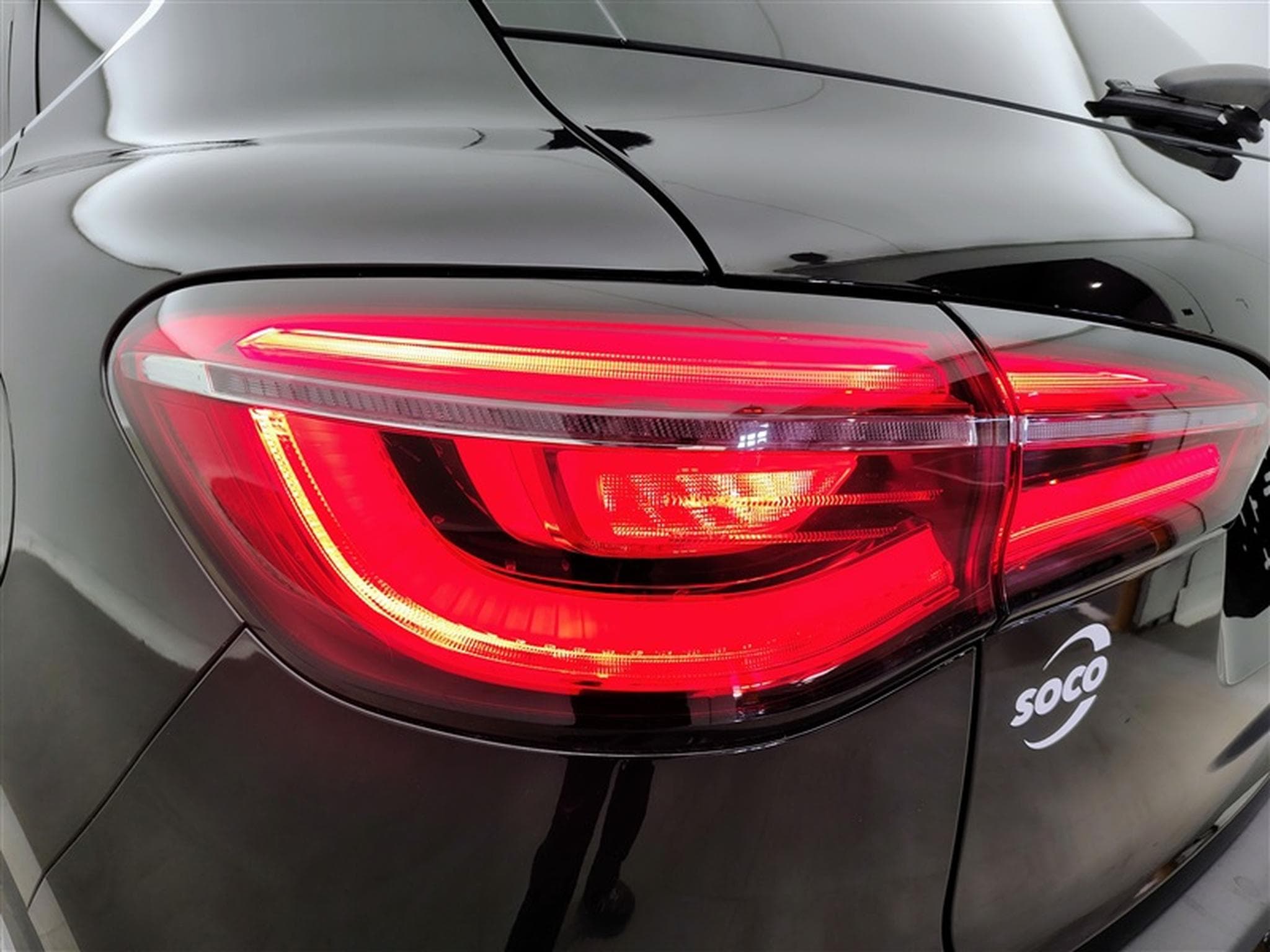 MG EHS 1.5 Turbo PHEV Luxury NAVI / FULL LED / CUIR / TOIT PANO (2021) - Foto 16