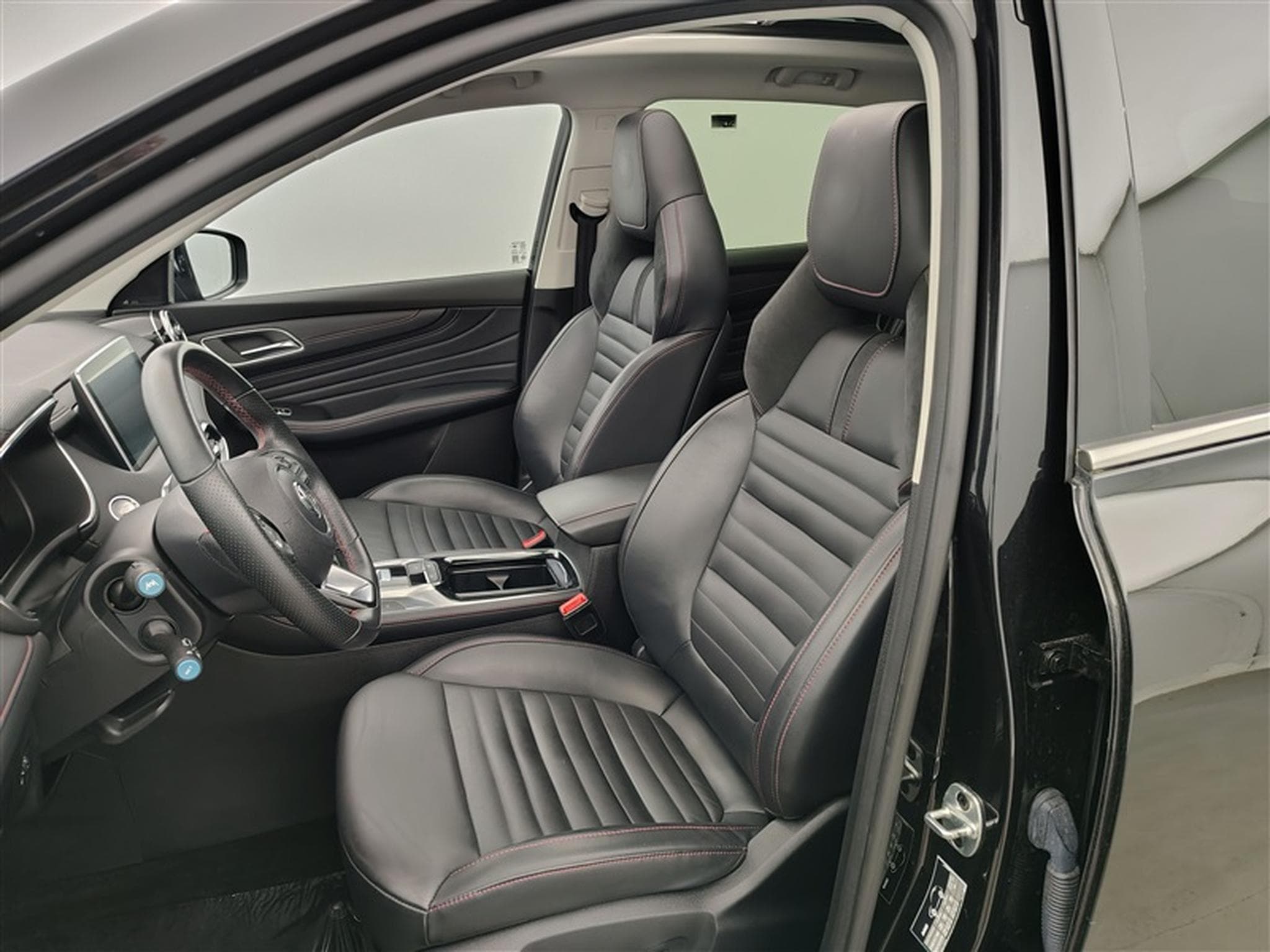 MG EHS 1.5 Turbo PHEV Luxury NAVI / FULL LED / CUIR / TOIT PANO (2021) - Foto 7