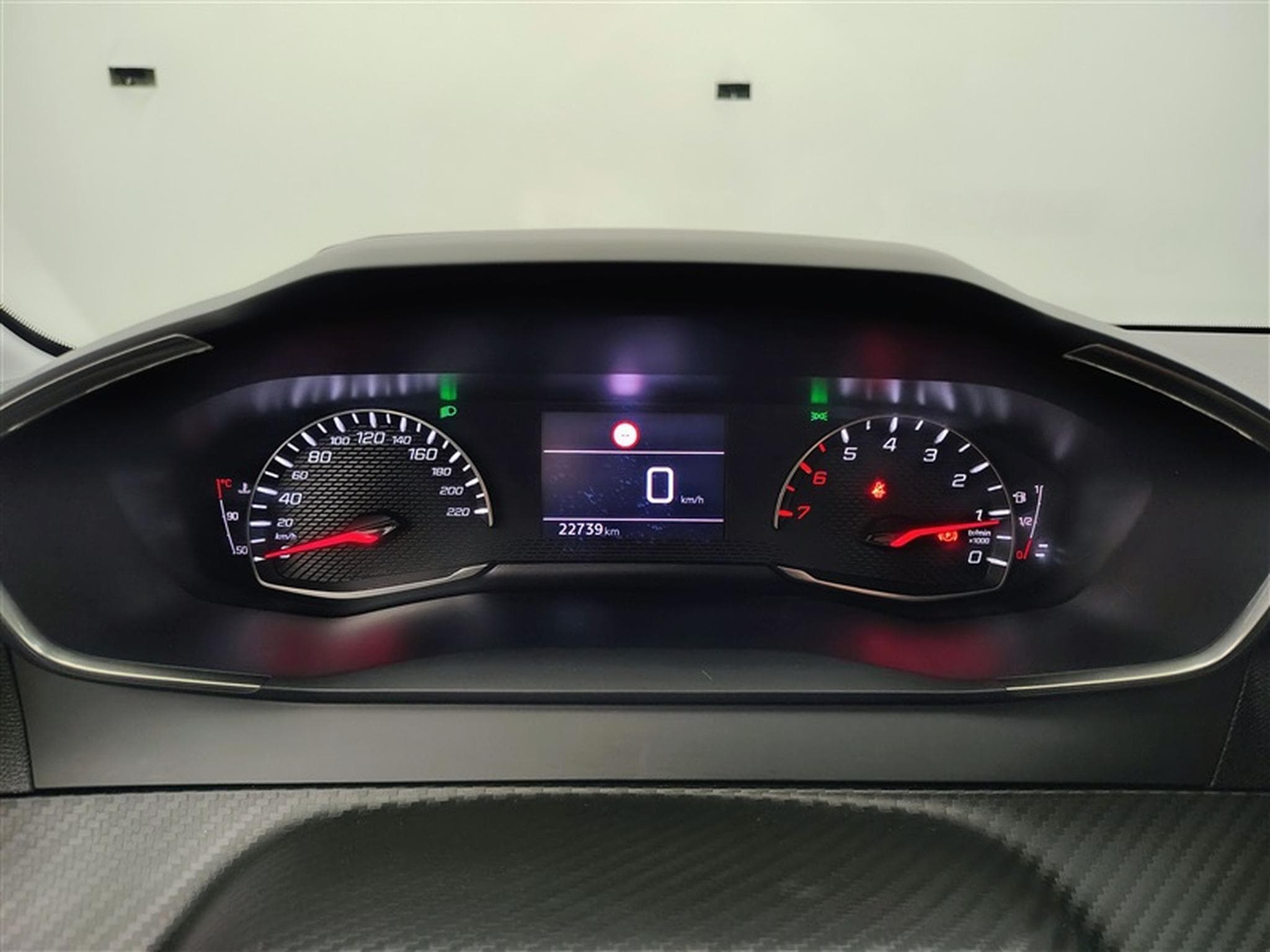 Peugeot 208 1.2i PureTech 100cv Active CARPLAY / FULL LED (2024) - Foto 9