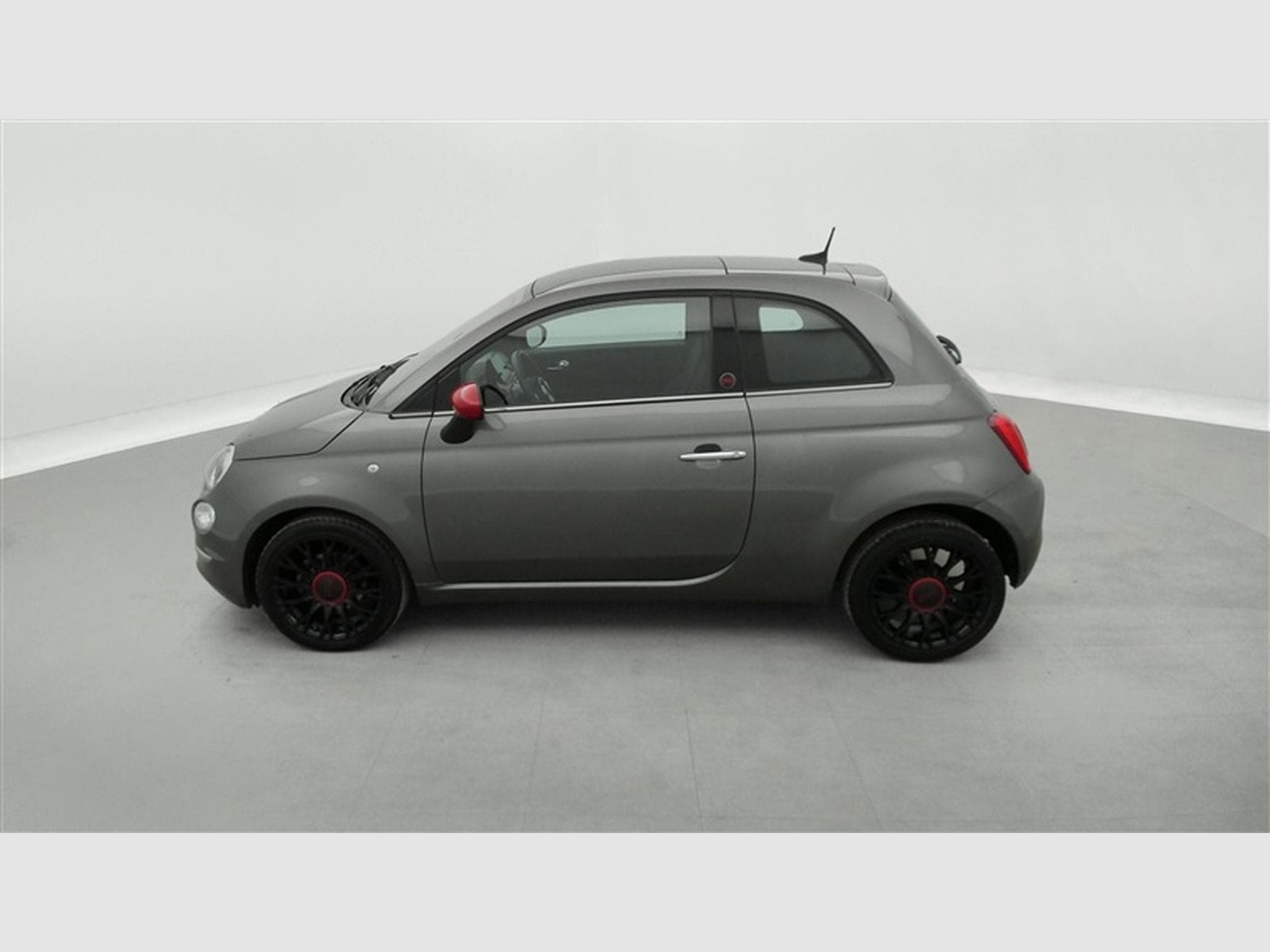 Fiat 500 1.0i MHEV 70Cv Red CARPLAY / PANO / JA (2023) - Foto 3