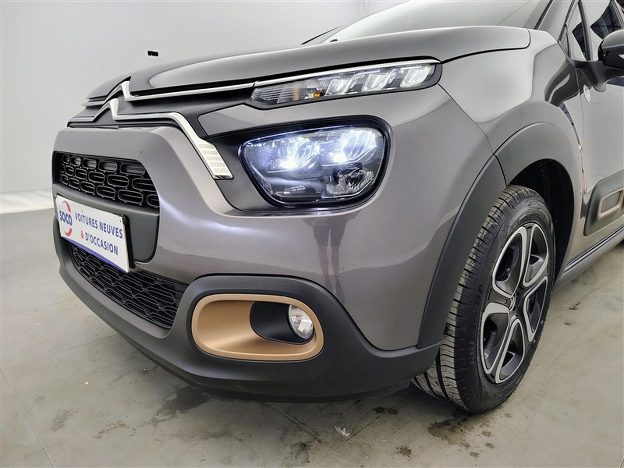 Citroen C3 1.2i PureTech Shine Navi / Led / PDC (2023) - Foto 15