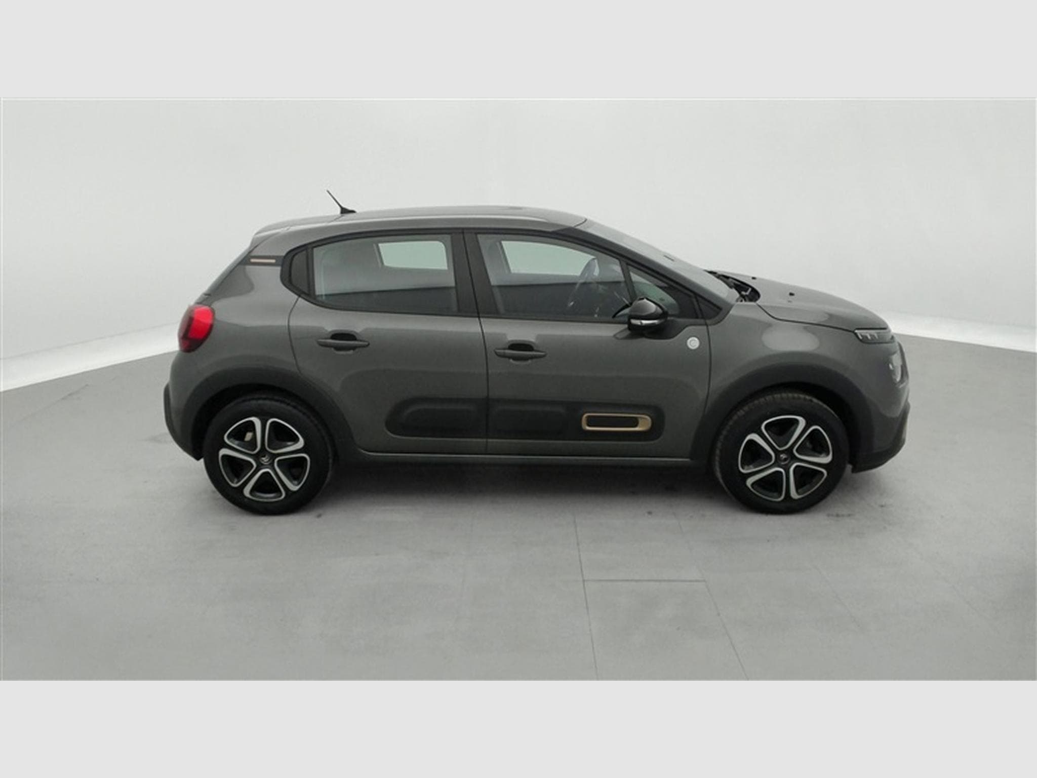 Citroen C3 1.2i PureTech Shine Navi / Led / PDC (2023) - Foto 23