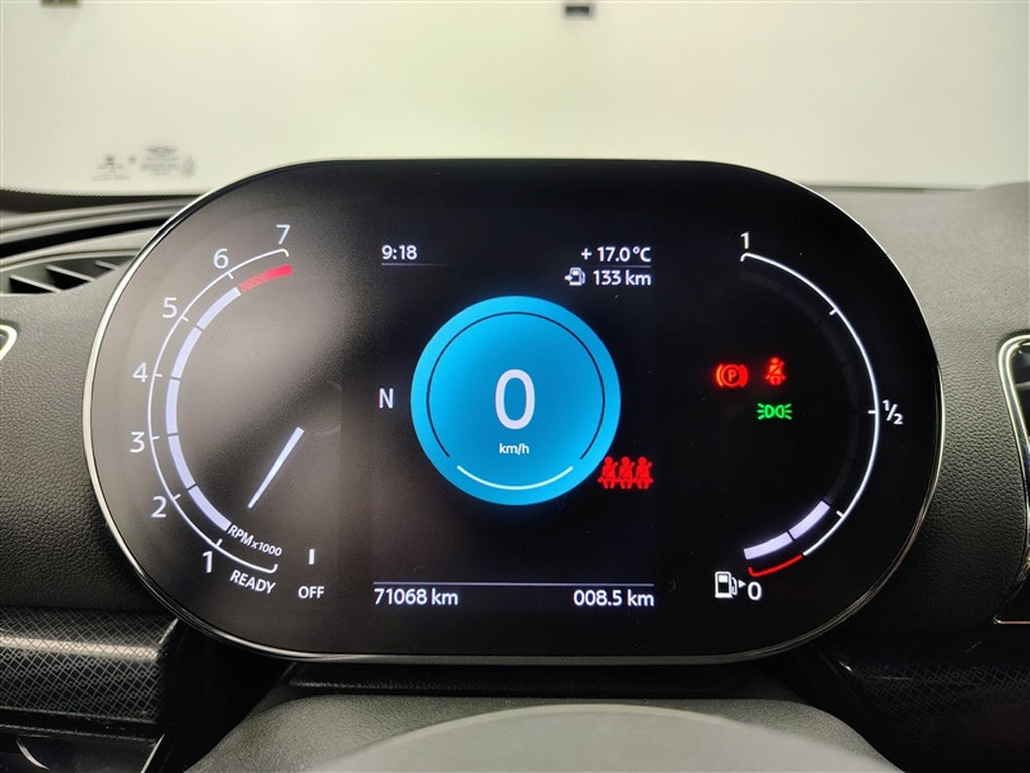 MINI Clubman 1.5 Cuir / Navi / CarPlay / PDC / JA 17 (2022) - Foto 10
