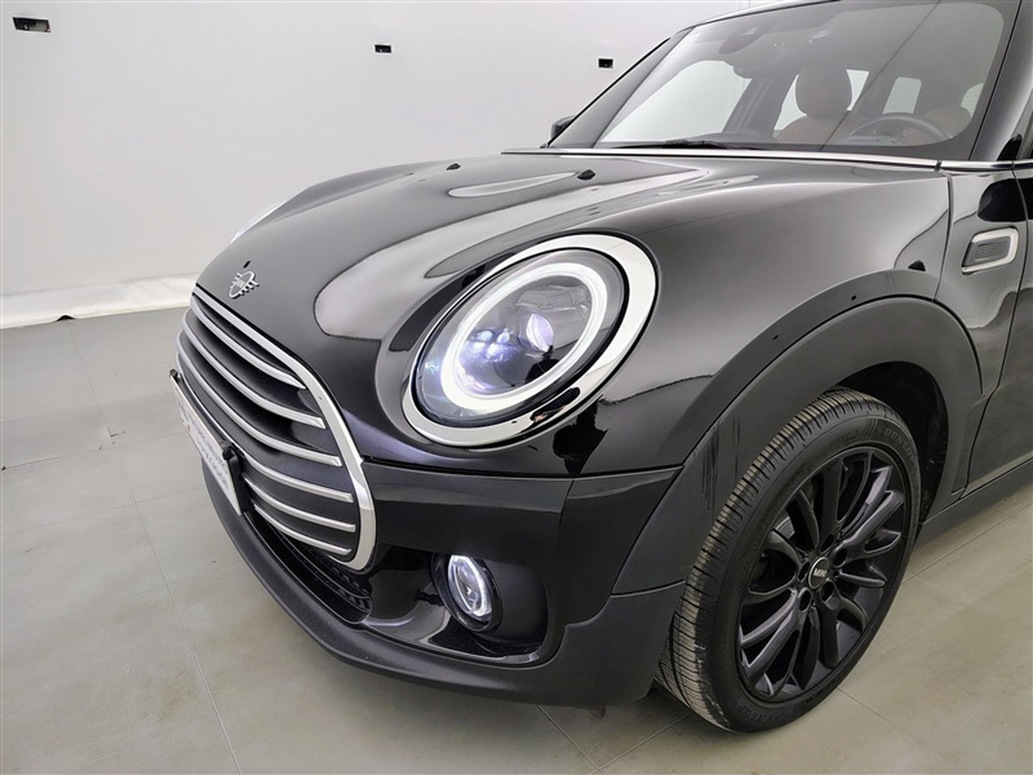 MINI Clubman 1.5 Cuir / Navi / CarPlay / PDC / JA 17 (2022) - Foto 15