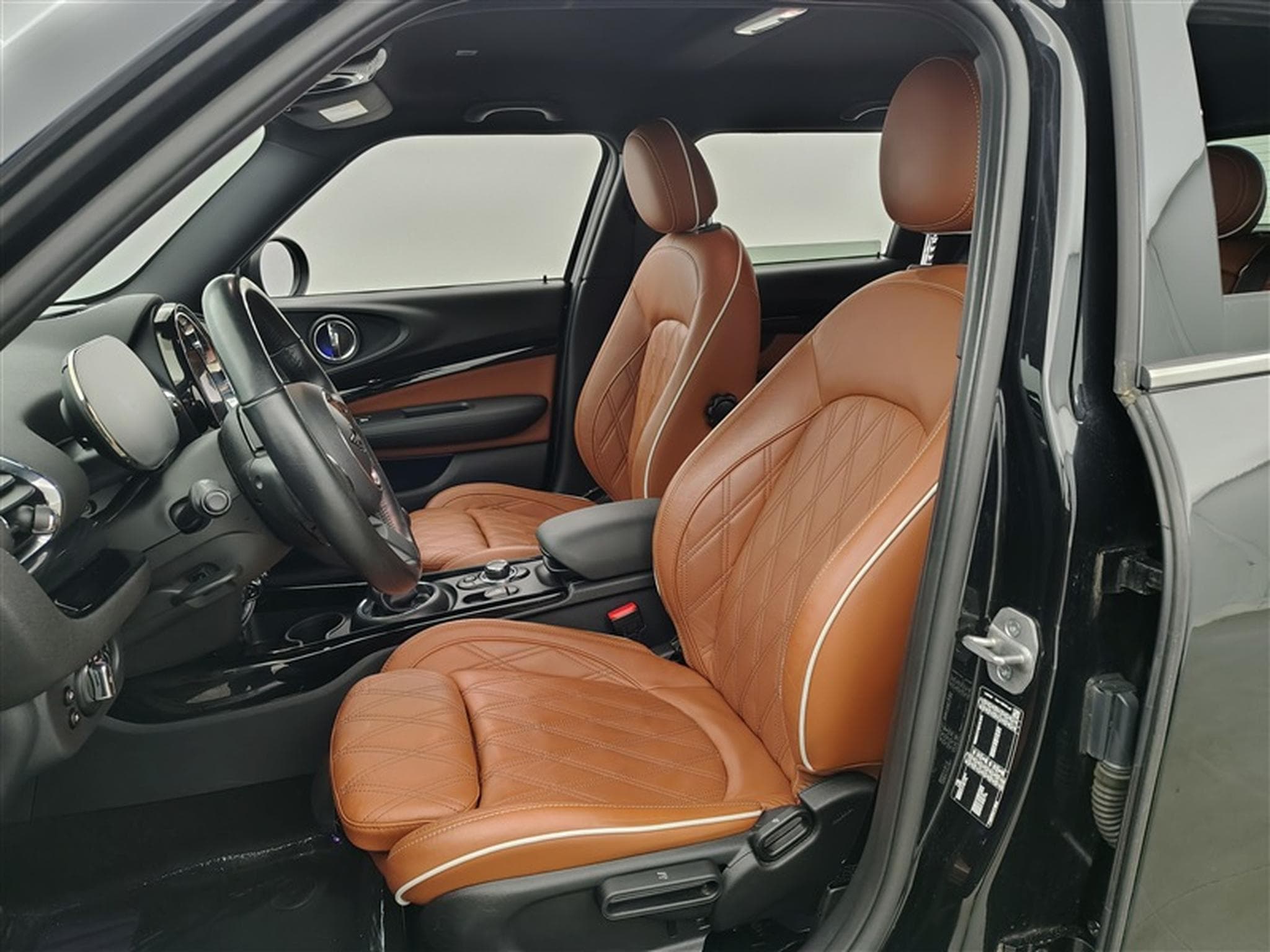 MINI Clubman 1.5 Cuir / Navi / CarPlay / PDC / JA 17 (2022) - Foto 7