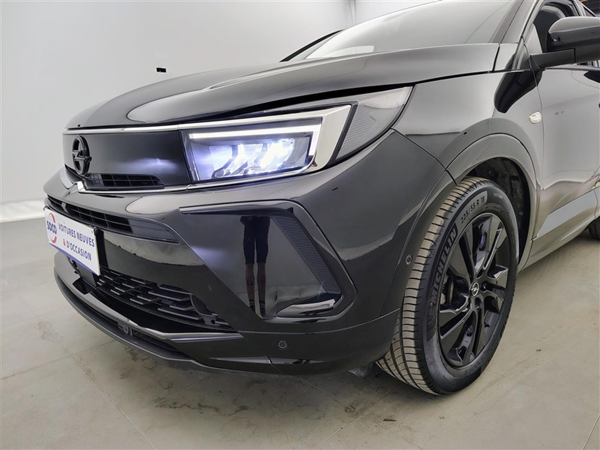 Opel Grandland 1.2 Turbo 130cv GS NAVI / FULL LED / CUIR PARTIEL / JA 18" (2023) - Foto 15