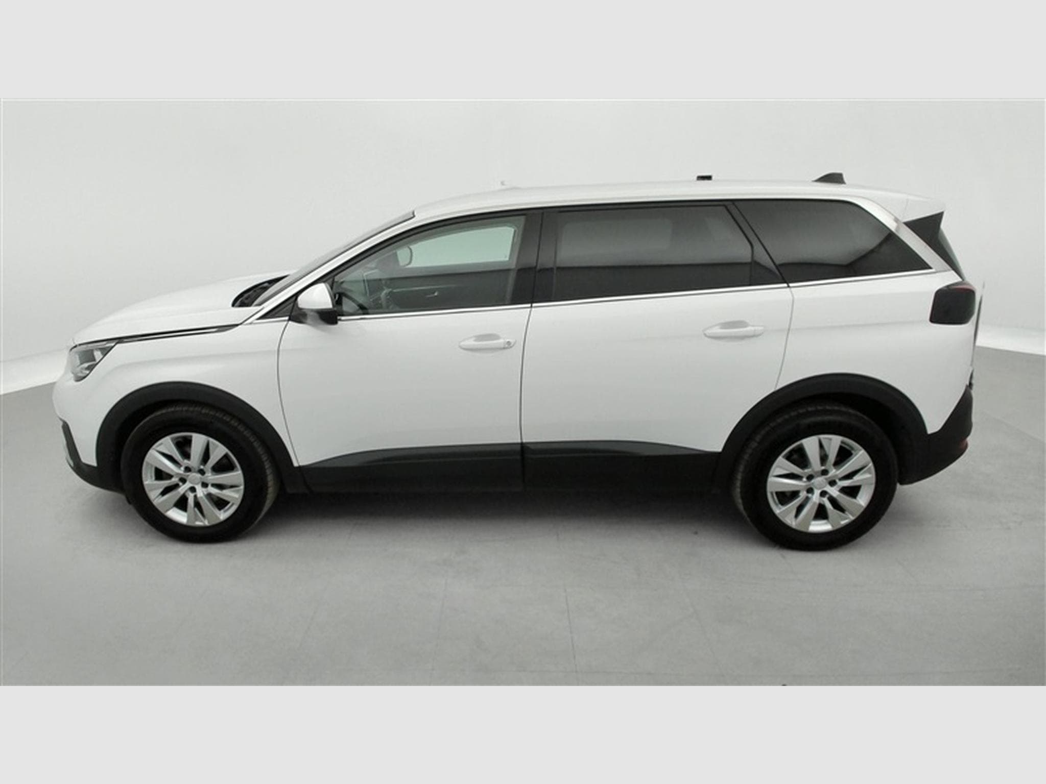Peugeot 5008 1.2 PureTech Active Pack°NAV°CARPLAY°PDC°JA17 (2020) - Foto 3