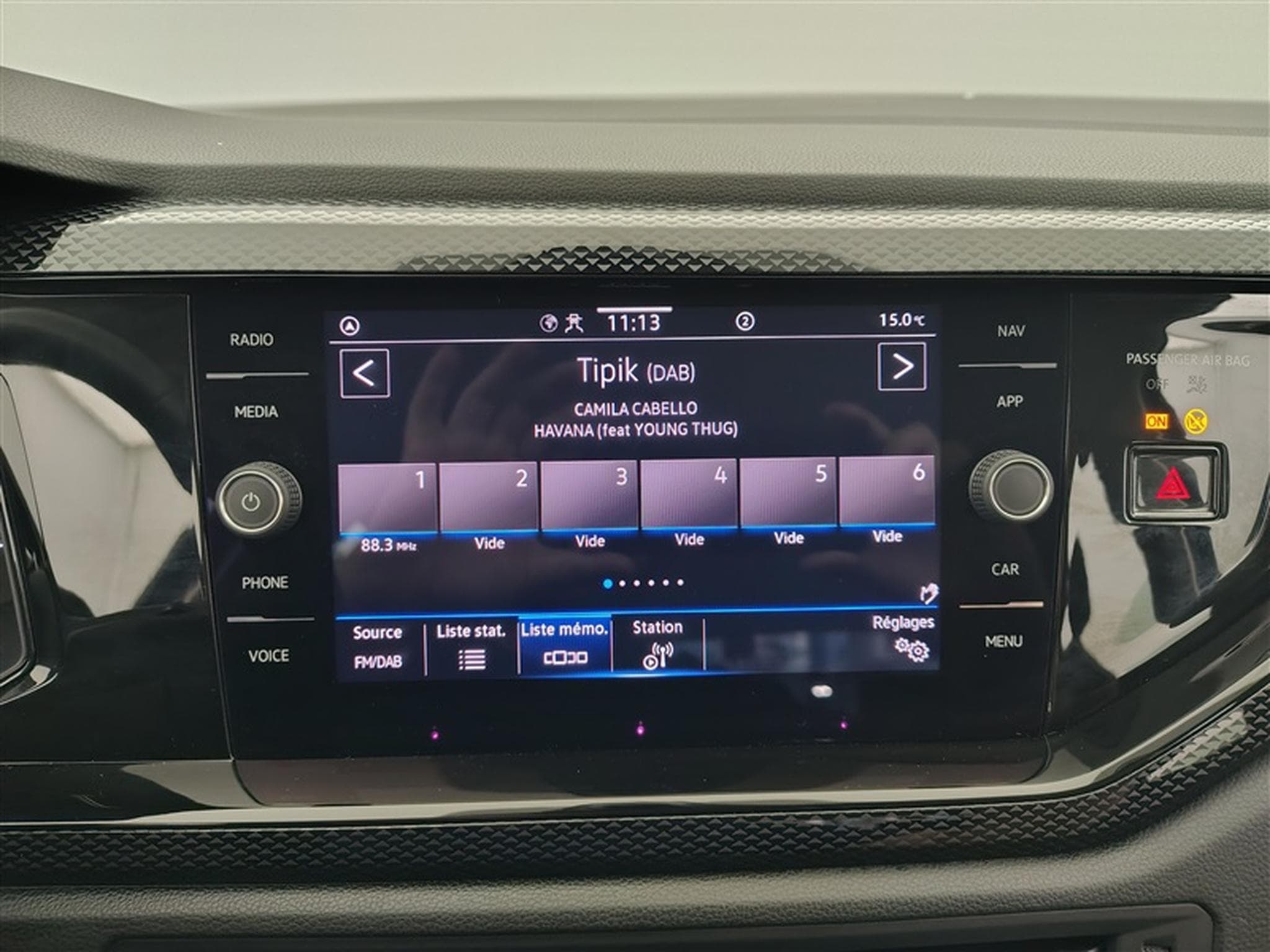 VW Taigo 1.0 TSI Life *CARPLAY/FULL LED/CAMERA/JA16* (2023) - Foto 11
