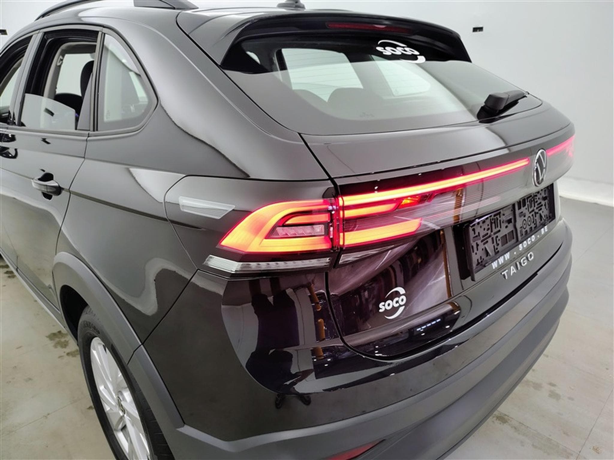 VW Taigo 1.0 TSI Life *CARPLAY/FULL LED/CAMERA/JA16* (2023) - Foto 16