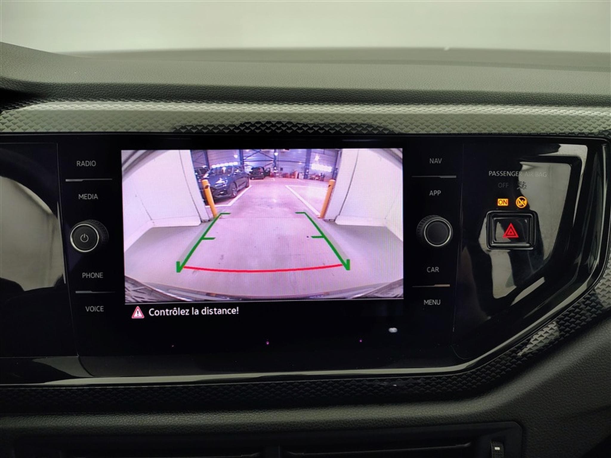 VW Taigo 1.0 TSI Life *CARPLAY/FULL LED/CAMERA/JA16* (2023) - Foto 18