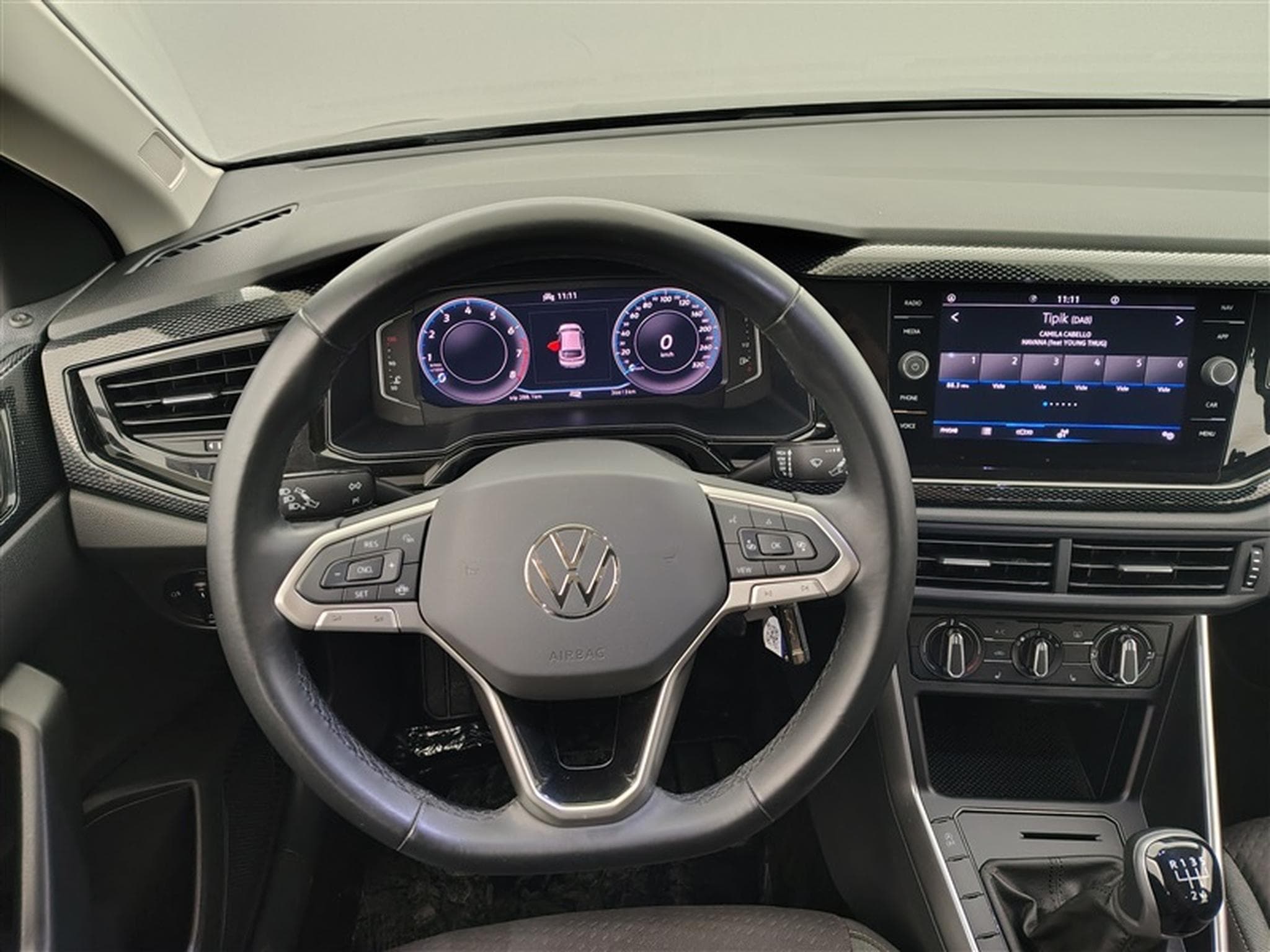 VW Taigo 1.0 TSI Life *CARPLAY/FULL LED/CAMERA/JA16* (2023) - Foto 9