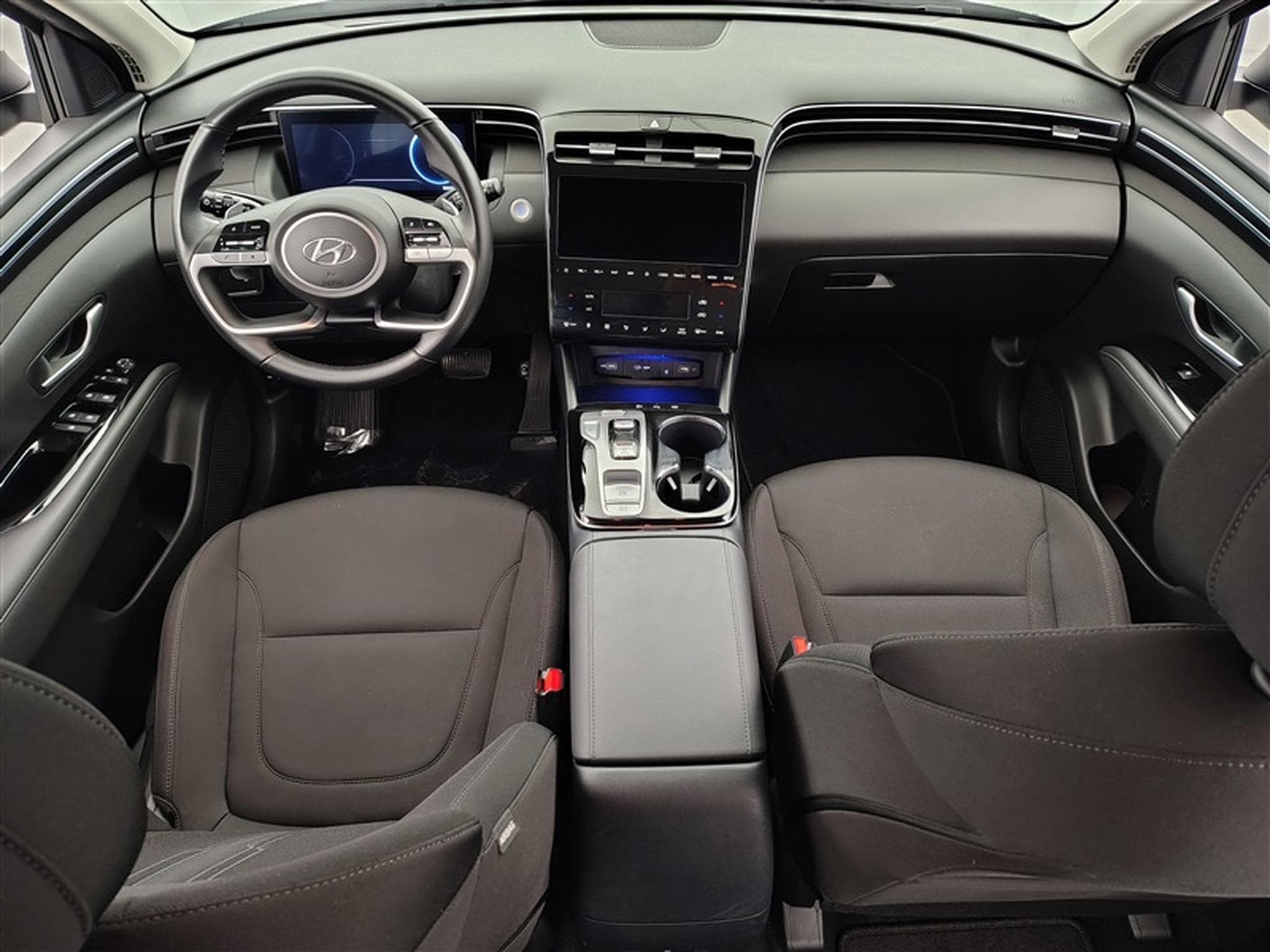 Hyundai Tucson 1.6 CRDi MHEV Feel DCT (2024) - Foto 8