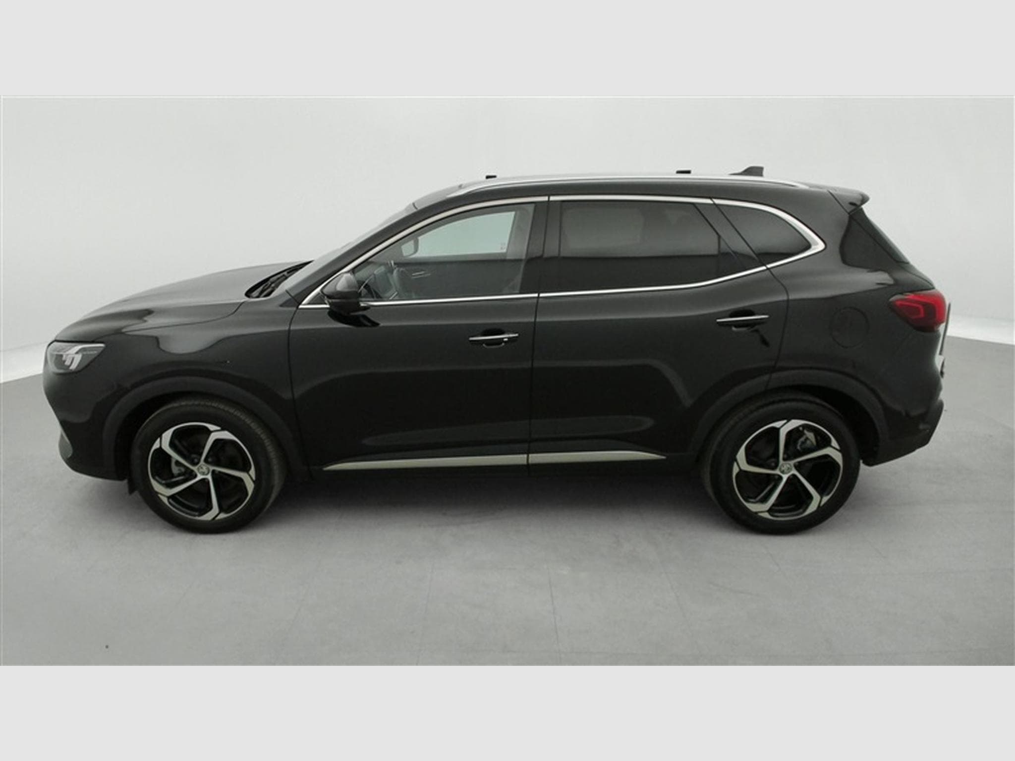 MG HS 1.5 T-GDi 160cv Luxury NAVI / FULL LED / CUIR / TOIT PANO (2023) - Foto 3