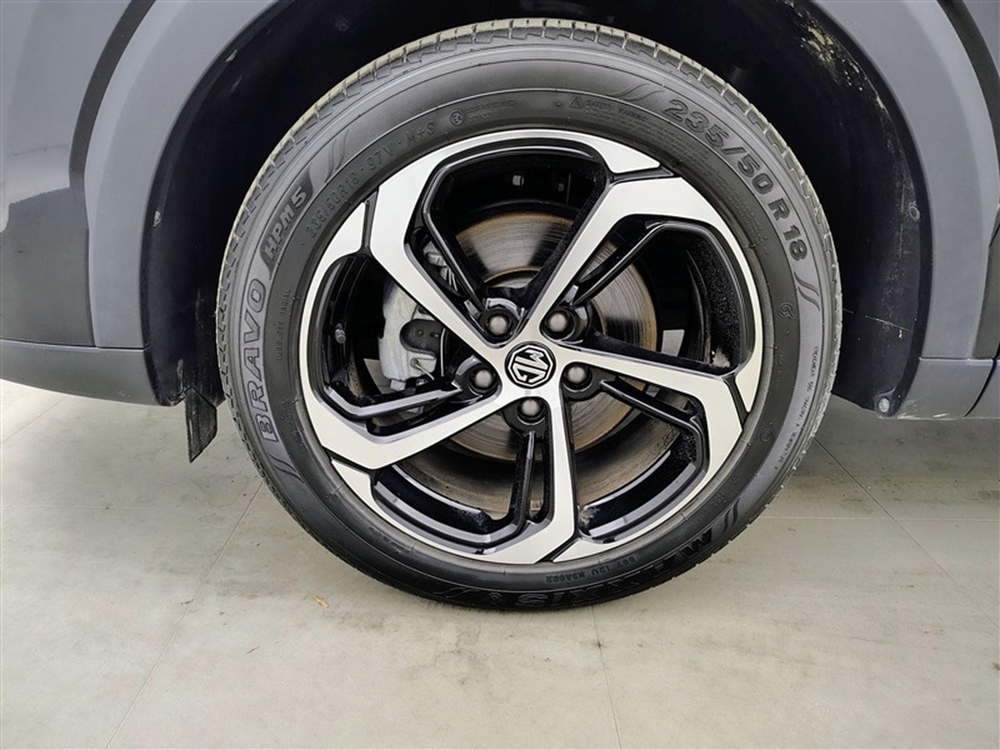 MG HS 1.5 T-GDi 160cv Luxury NAVI / FULL LED / CUIR / TOIT PANO (2023) - Foto 6