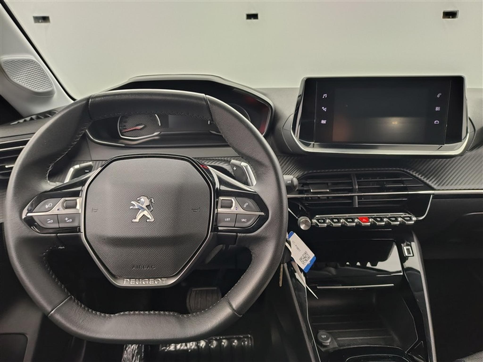 Peugeot 208 1.2i PureTech 100Cv EAT8 Allure NAVI / CARPLAY / CAMERA (2022) - Foto 9