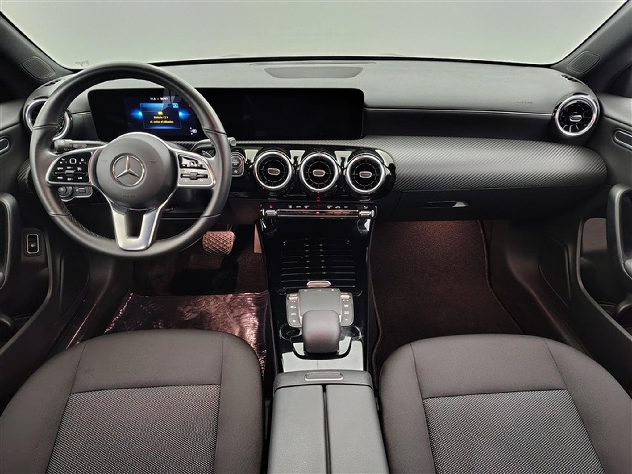 Mercedes CLA 180 180 SB Business Line NAVI/FULL LED/JA17 (2022) - Foto 8