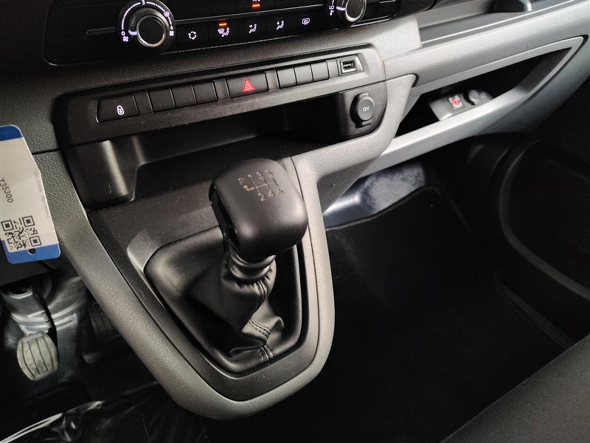 Toyota Proace 2.0 D-4D Long Comfort S/S (EU6.3) (2022) - Foto 12