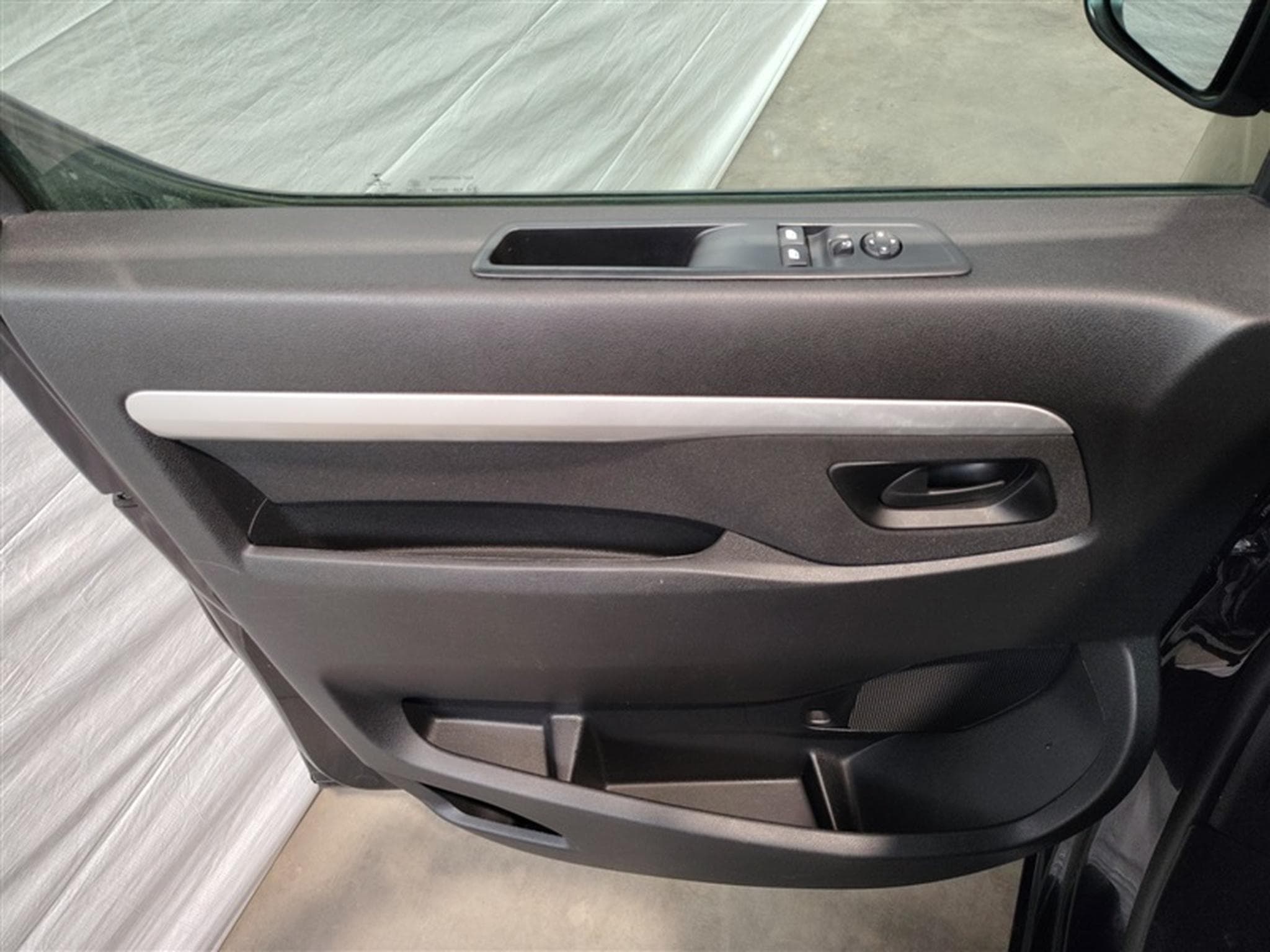 Toyota Proace 2.0 D-4D Long Comfort S/S (EU6.3) (2022) - Foto 16