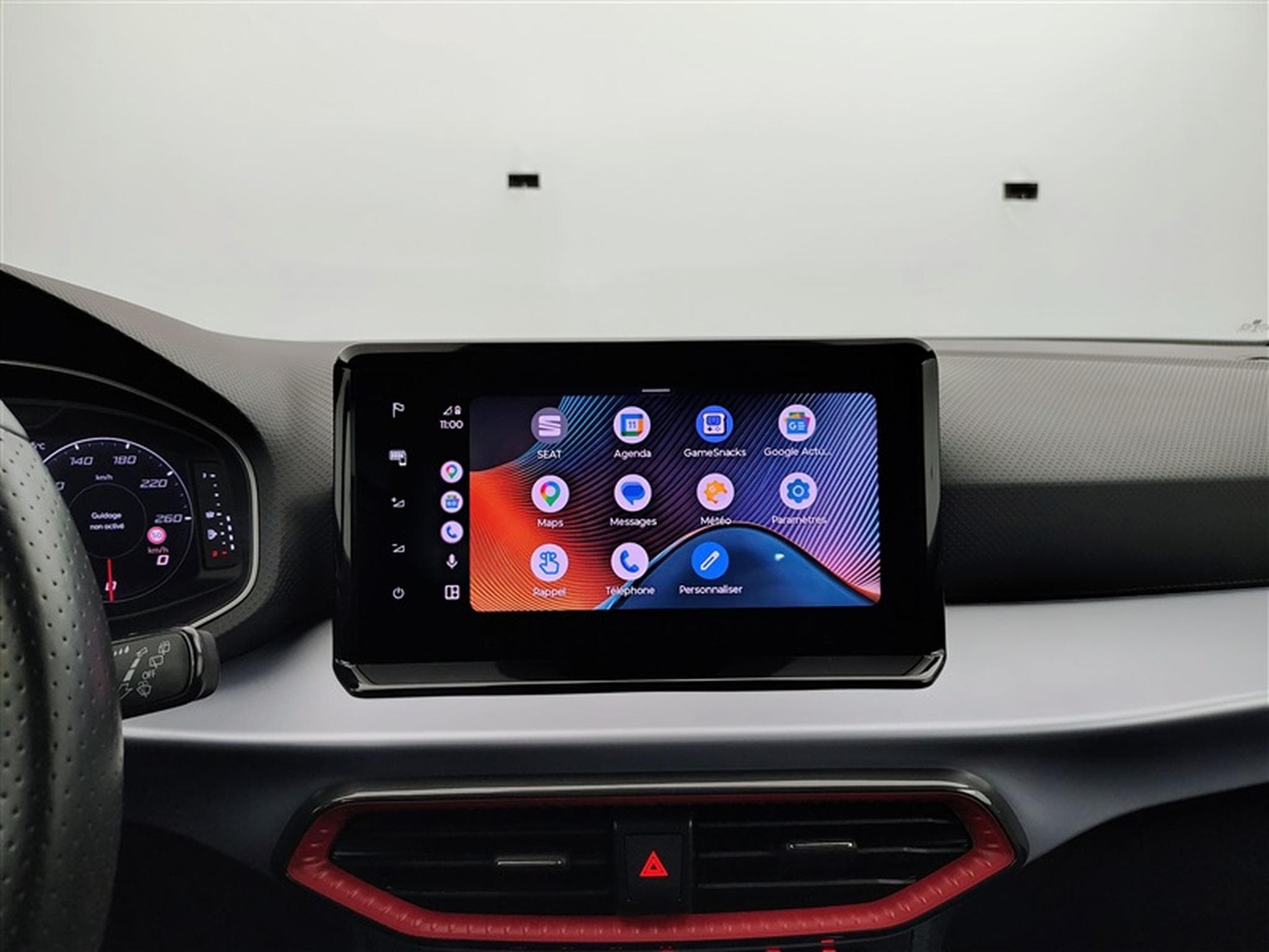 Seat Arona 1.5 TSI 150Cv DSG FR S-CUIR / NAVI / CARPLAY / CAMERA (2024) - Foto 19