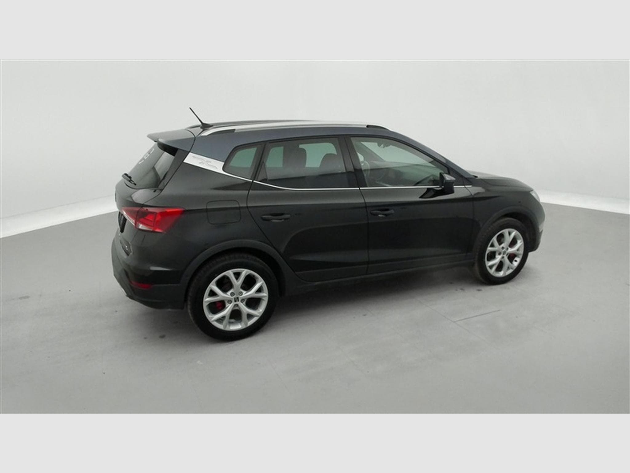 Seat Arona 1.5 TSI 150Cv DSG FR S-CUIR / NAVI / CARPLAY / CAMERA (2024) - Foto 23