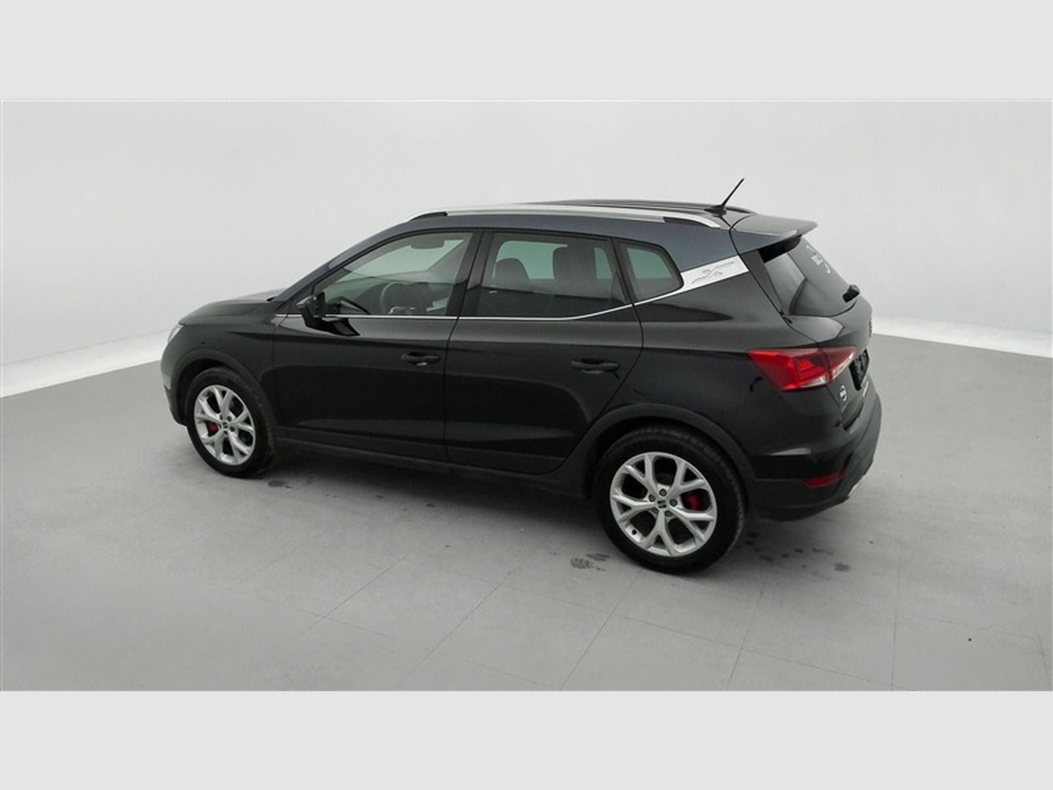 Seat Arona 1.5 TSI 150Cv DSG FR S-CUIR / NAVI / CARPLAY / CAMERA (2024) - Foto 25
