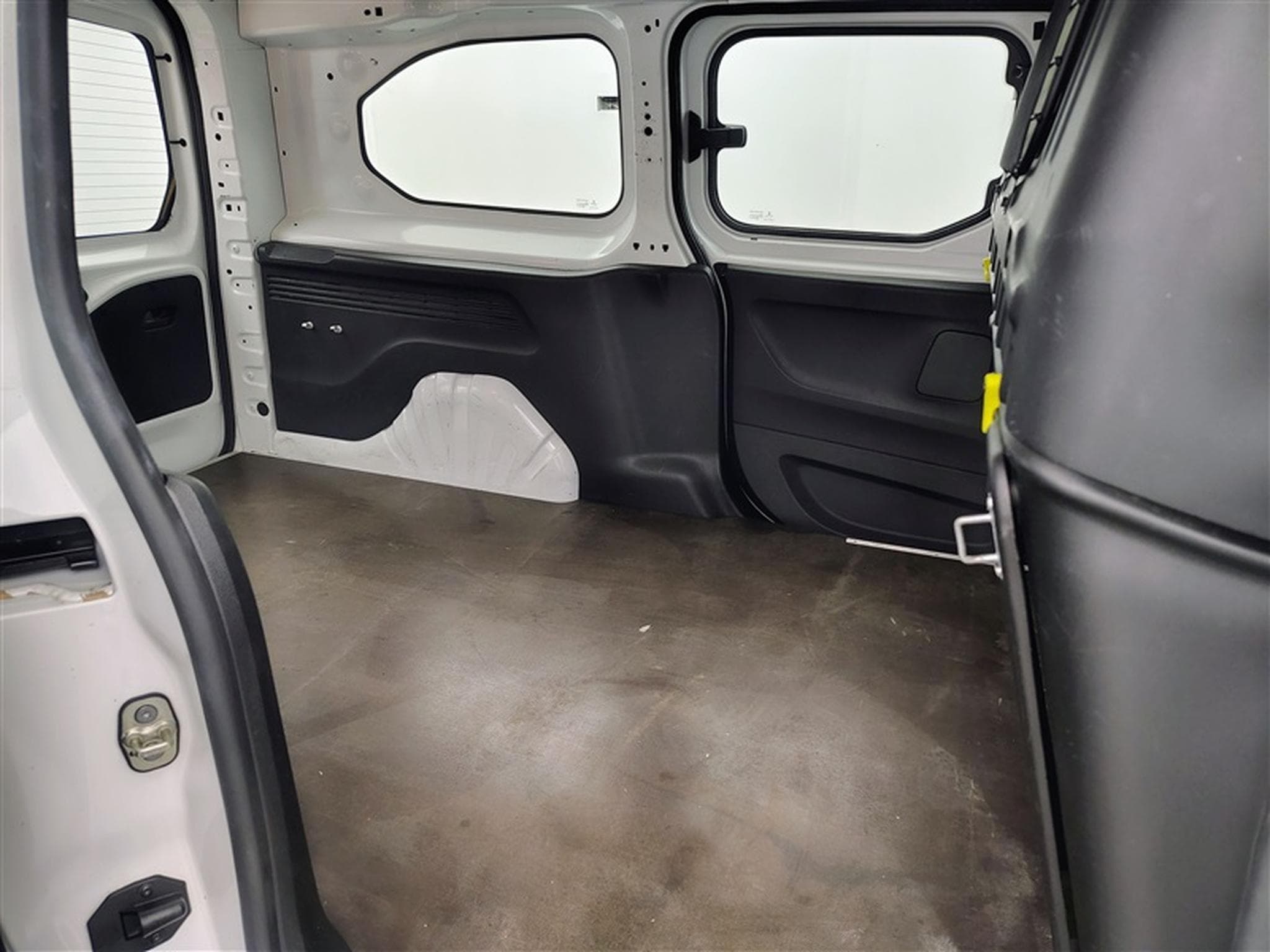 Peugeot Partner 1.5 BlueHDi L2 Heavy Pro (2021) - Foto 13